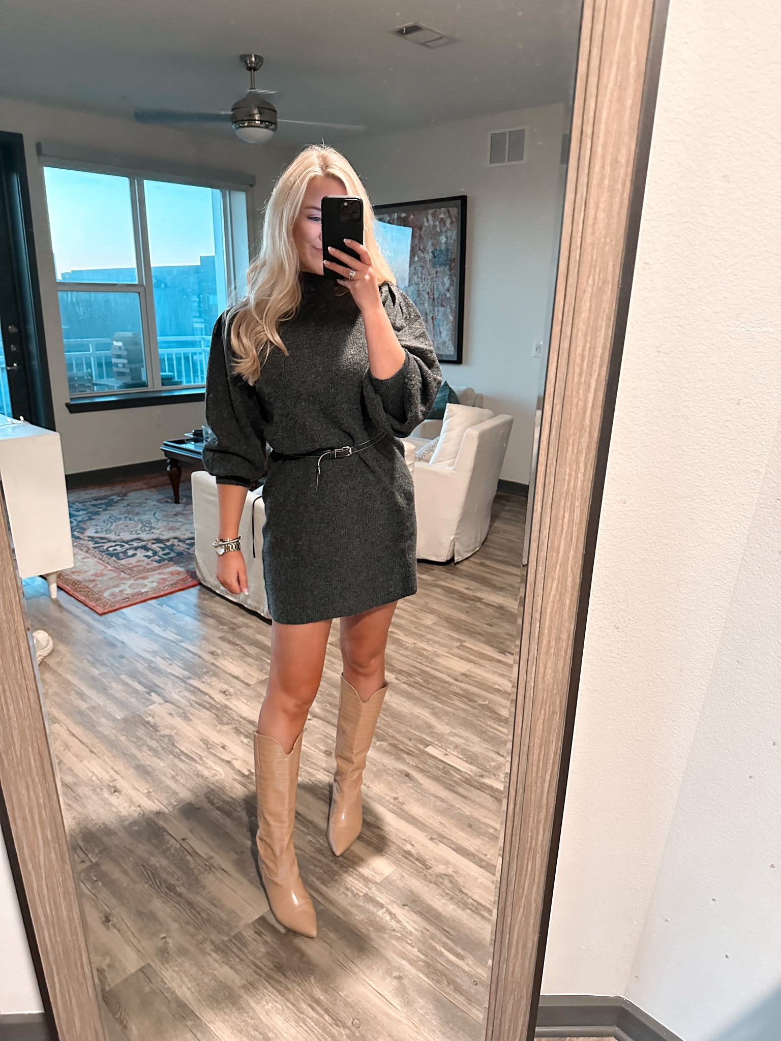 Sweater dress size M - true to size
20% off with code OCT20

Vici dolls. Vici dress. Sweater style. Fall style. Oversized sweater dress. Fall favs  

#LTKfindsunder100 #LTKworkwear #LTKSeasonal