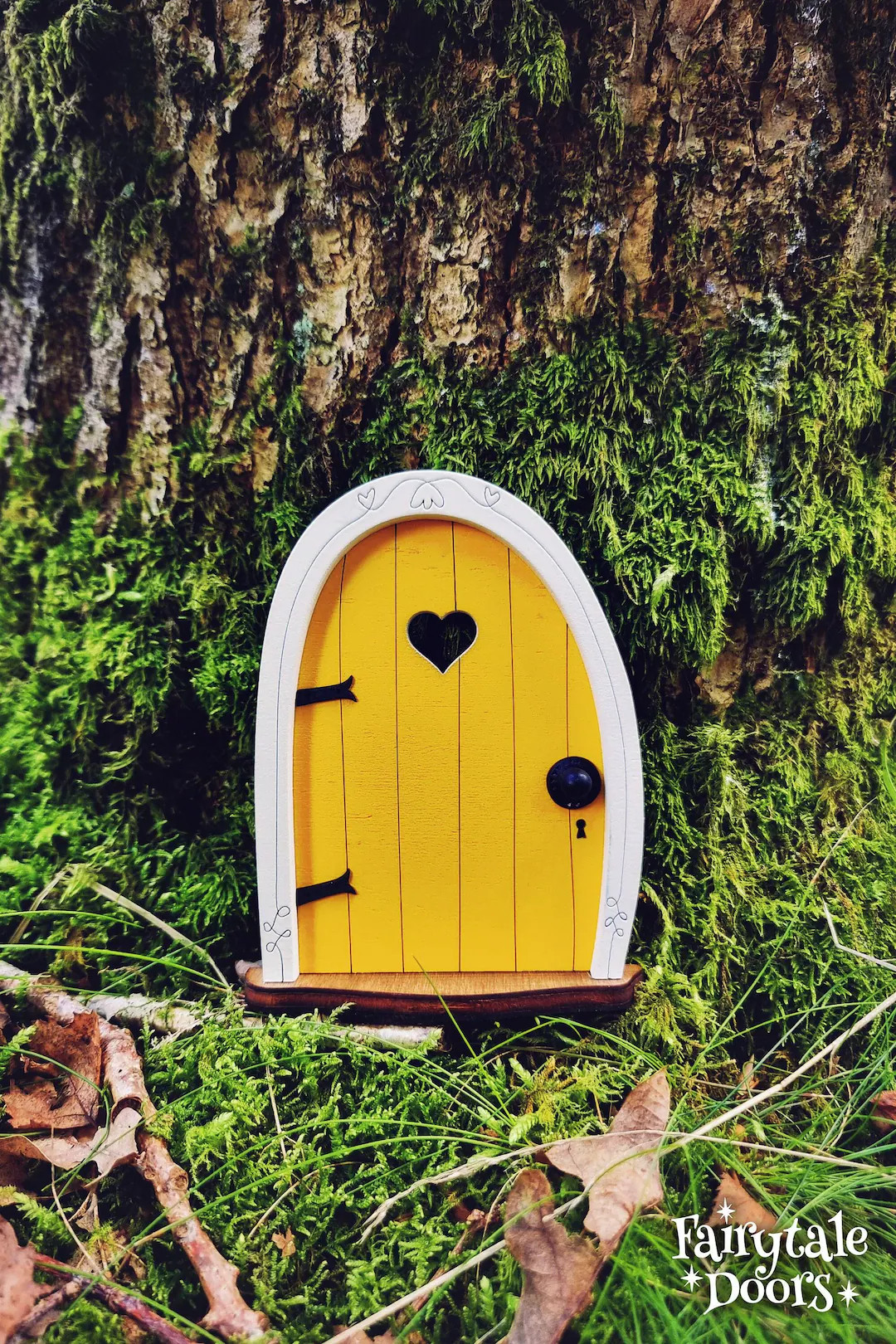 Fairy Door 'Bella' in Yellow | Yellow Fairy door | Fairy door for tree | Outdoor Decor | Fairy ga... | Etsy (Global)