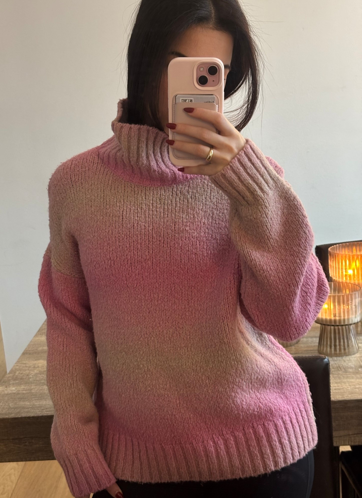 The coziest snow day sweater 


Winter sweater , apres ski outfit, snowy outfit , snow outfit , nyc 

#LTKSeasonal #LTKSaleAlert