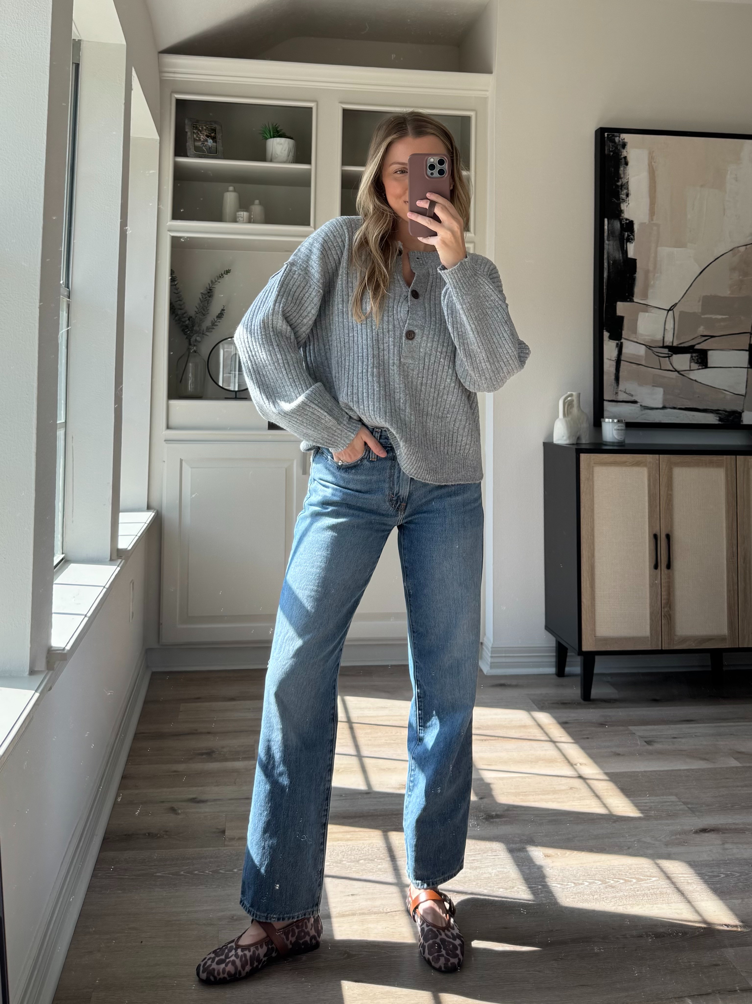 Fall outfit inspo | Cozy yet cute! Wearing M in grey sweater. 
 

 