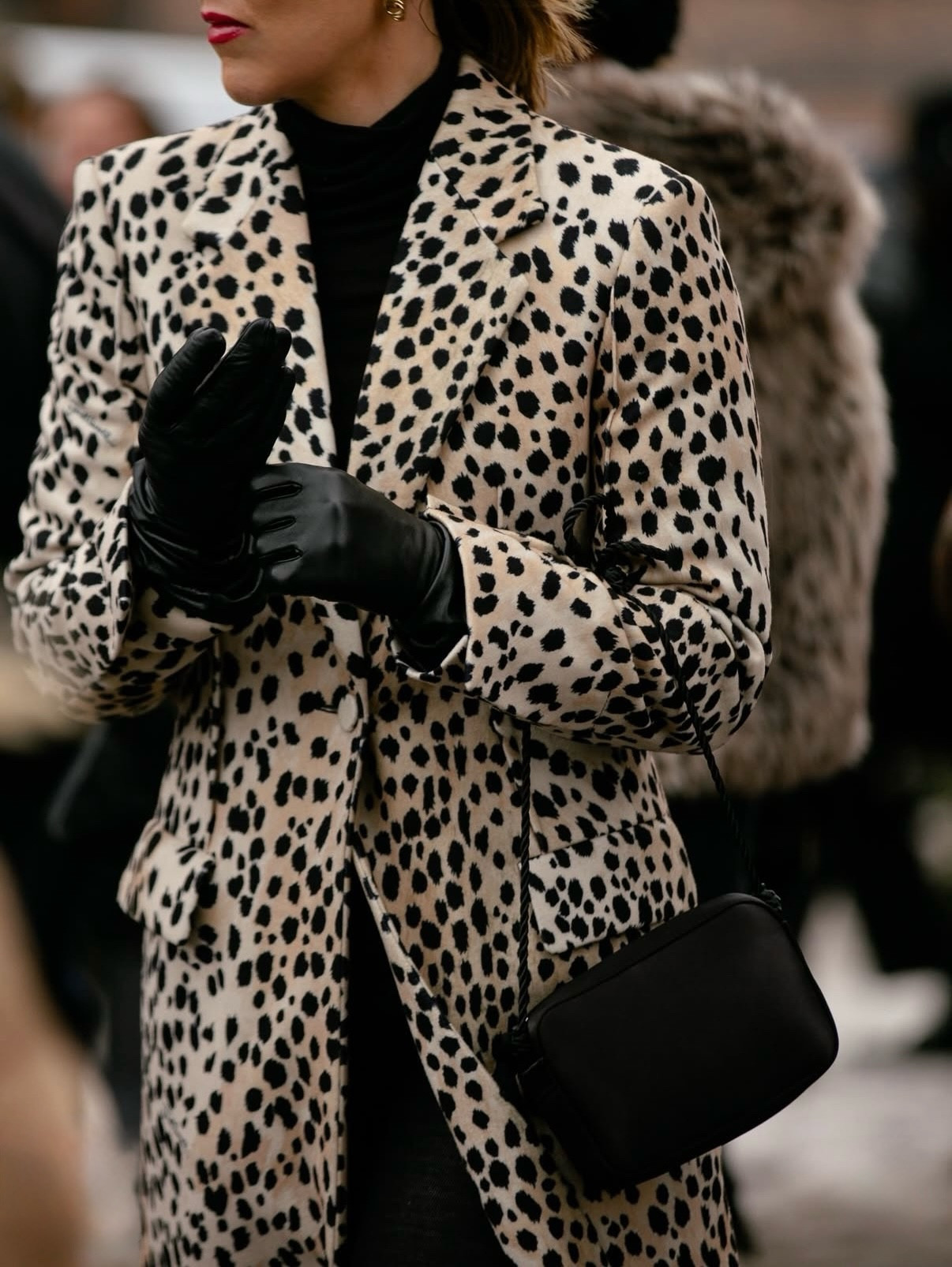 Leo on the run during #cphfw 🐆 

Copenhagen Fashion week, Leo coat, Leopard , leoprint, Cavalli coat , Animal Print, pillboxhat, cphfw Streetstyle

#LTKFashionMonth #LTKwinter