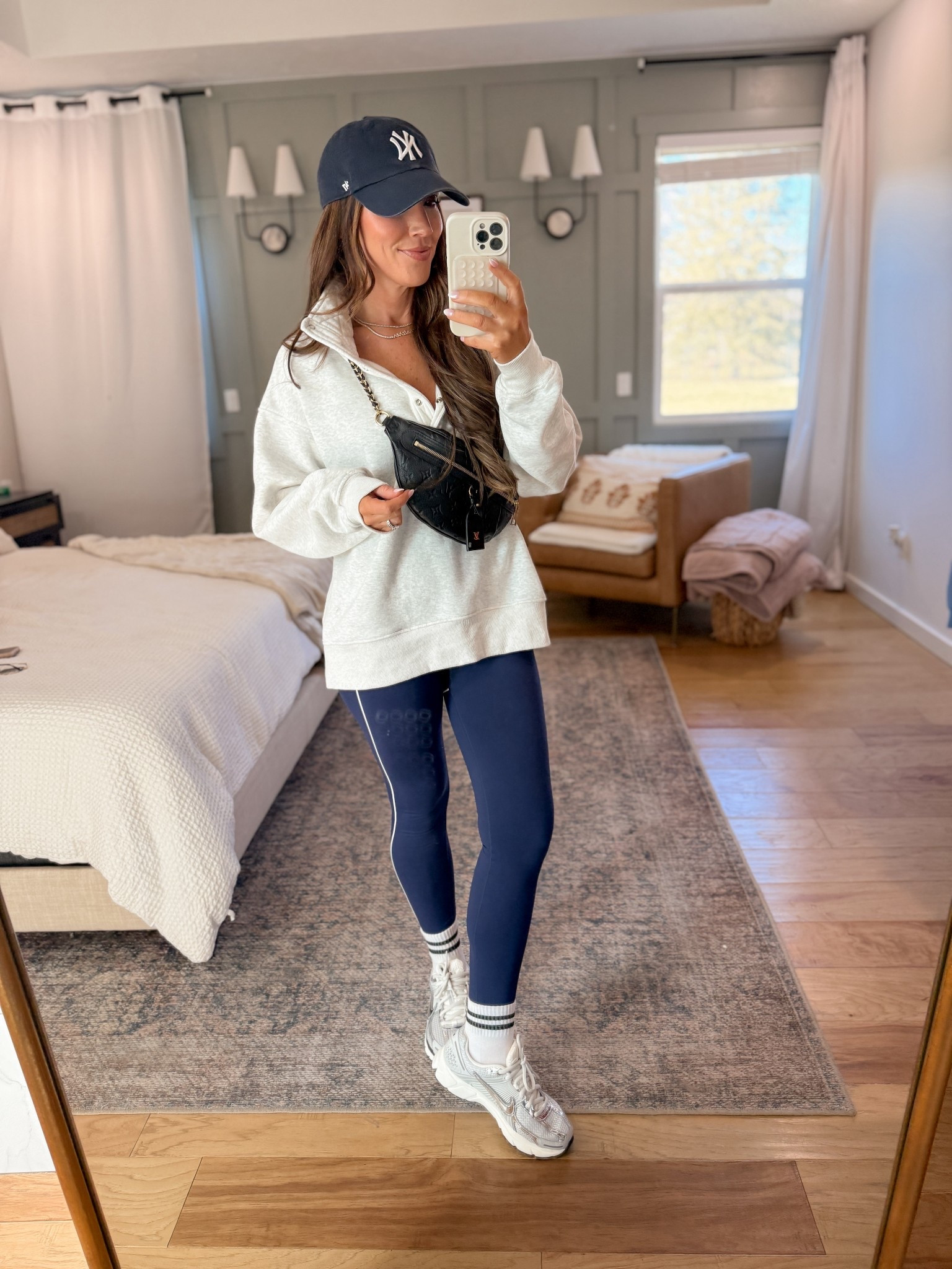 You would not believe the quality of this sweatshirt. Paired over your gym clothes for the winter is chefs kiss 

#LTKmomlife #LTKgrwm #LTKActive