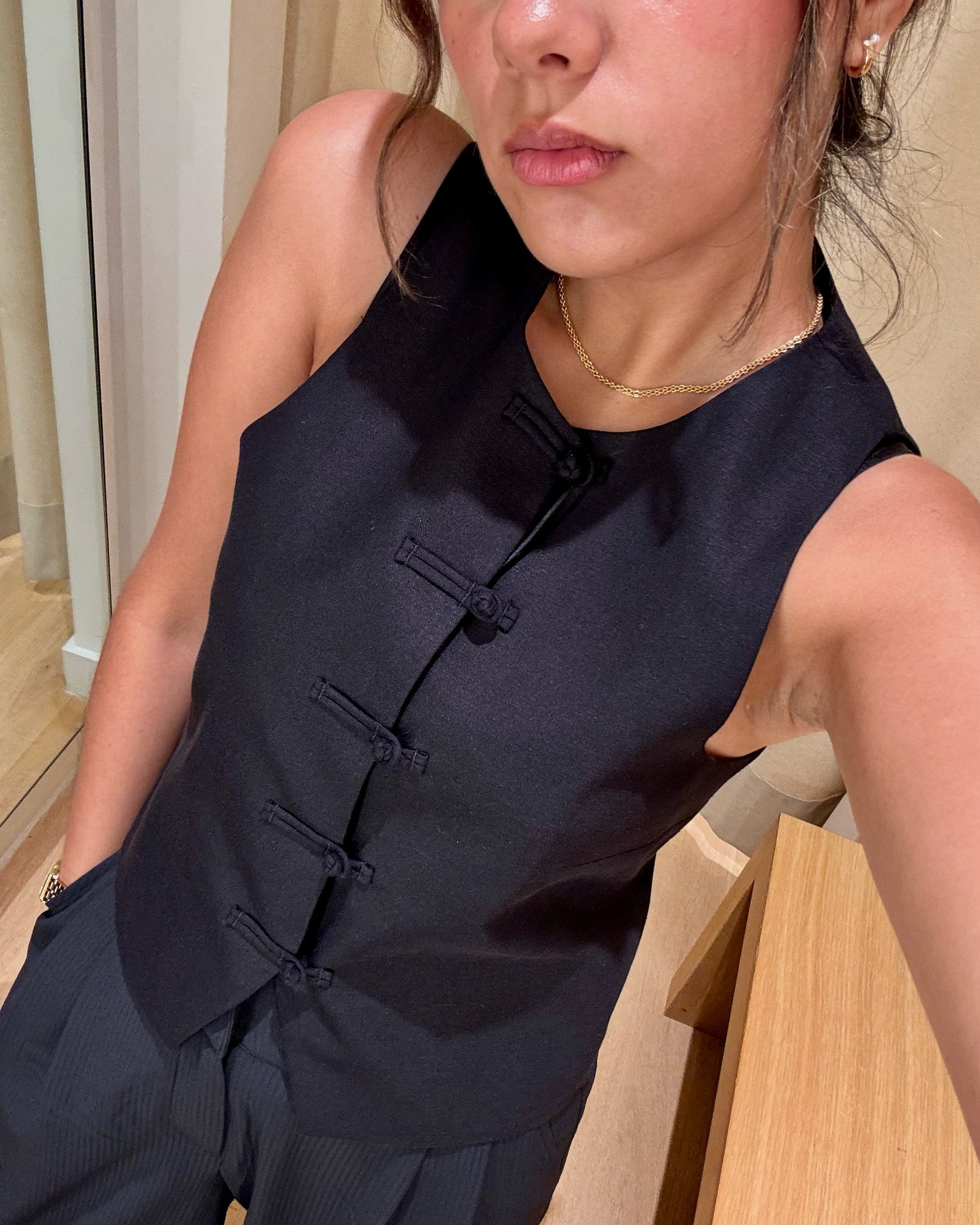Cutest vest at Mango 🖤✨
-business casual workwear 
-work outfits 
#blackoutfit #classy #elegant #comfy

#LTKootd #LTKU #LTKWorkwear