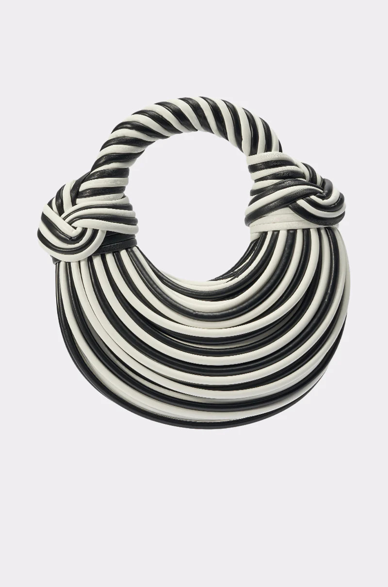 COULDN'T DECIDE PURSE | AKIRA