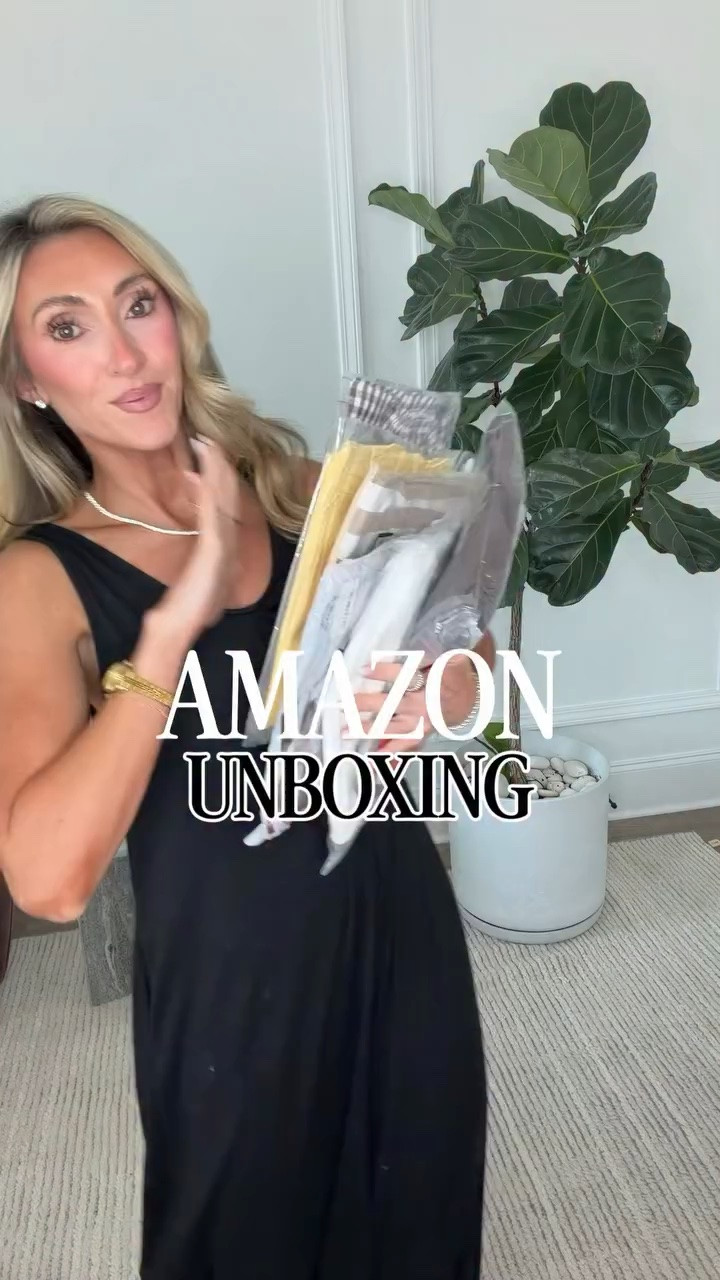 Pre fall- fall Amazon unboxing with must have leggings, casual outfits, pretty dresses!

Mom style, fall outfits, fall dresses, best leggings, butt lifting, #amazonunboxing

#LTKgrwm #LTKmomlife #LTKSaleAlert