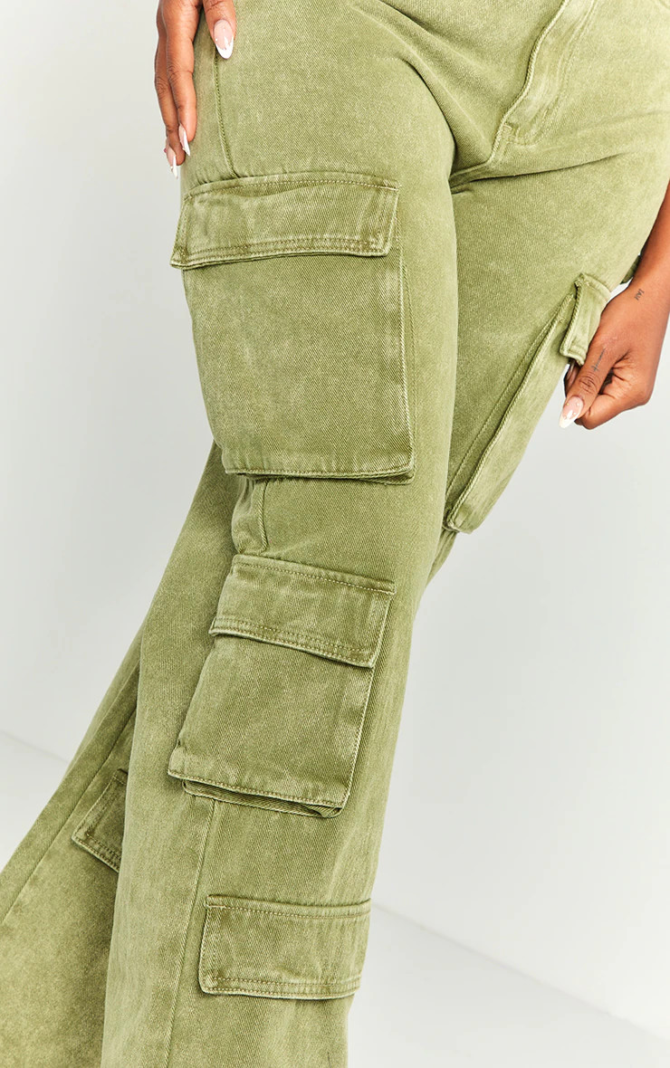 Shape Dark Green Vintage Pocket Wide Leg Cargo Jeans | PrettyLittleThing US