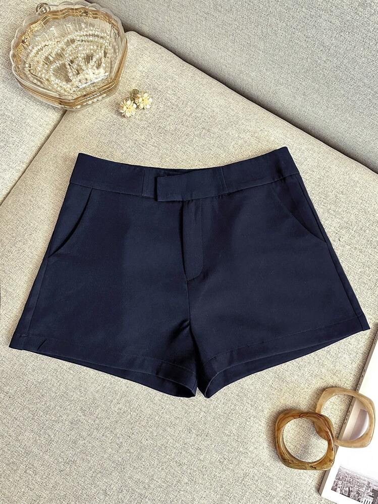 Airaco Women Solid Color Casual Pockets Shorts | SHEIN