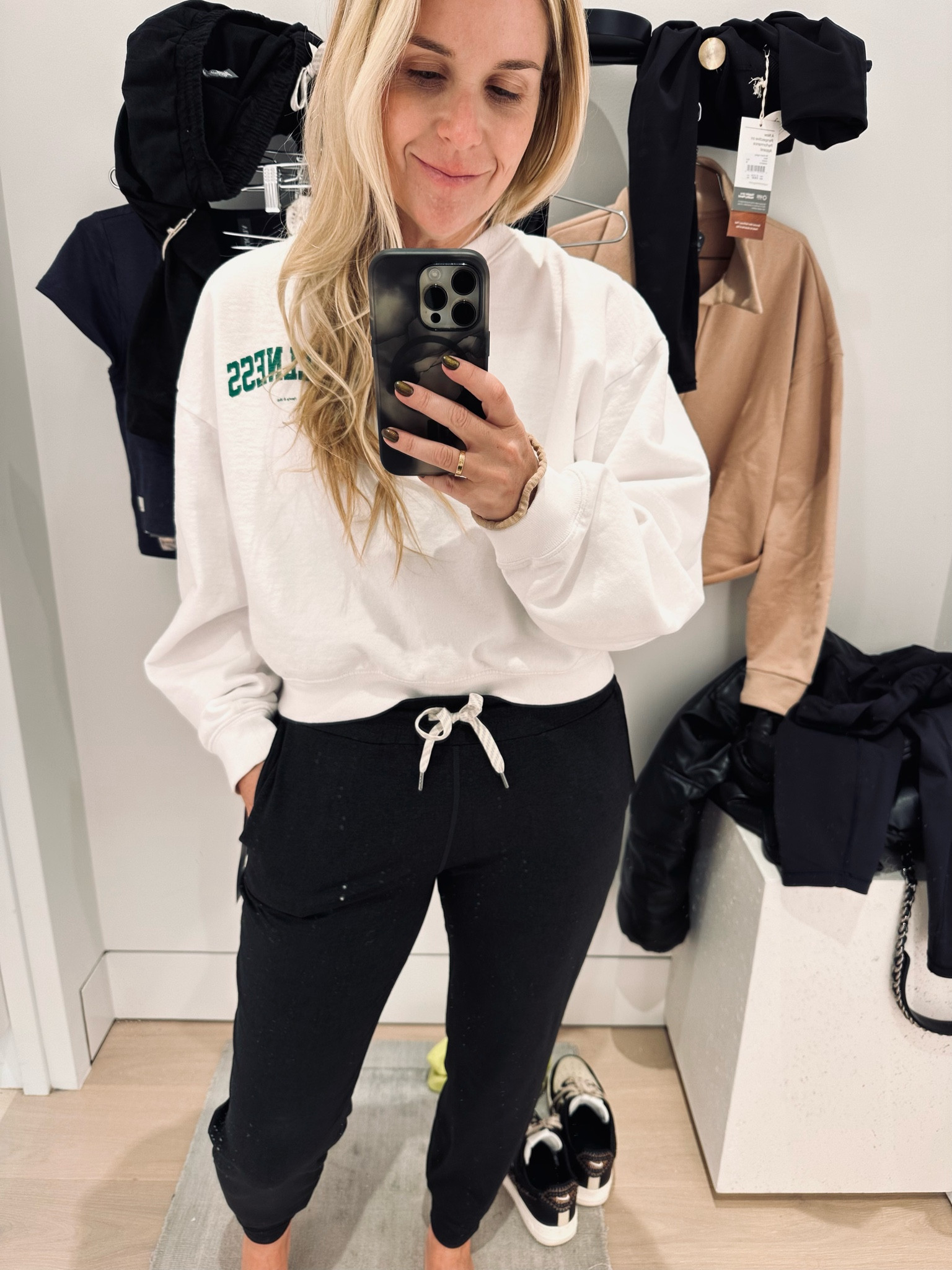 These joggers are a MUST HAVE. Vuori = you did it. They are wildly comfy but also flattering which is a win  

#LTKFind