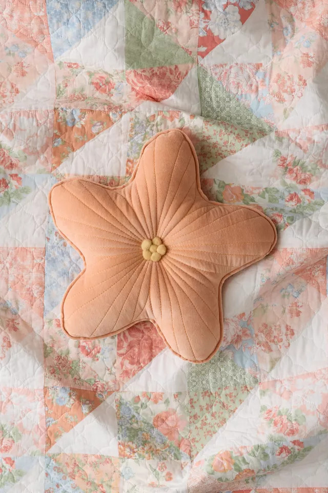 Flower Shaped Velvet Throw Pillow in Pink at Urban Outfitters | Urban Outfitters (US and RoW)