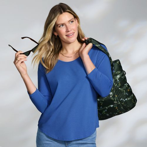 Women's Petite 3/4 Sleeve Lightweight Jersey Shirttail Tee - Lands' End - Green - S | Lands' End (US)