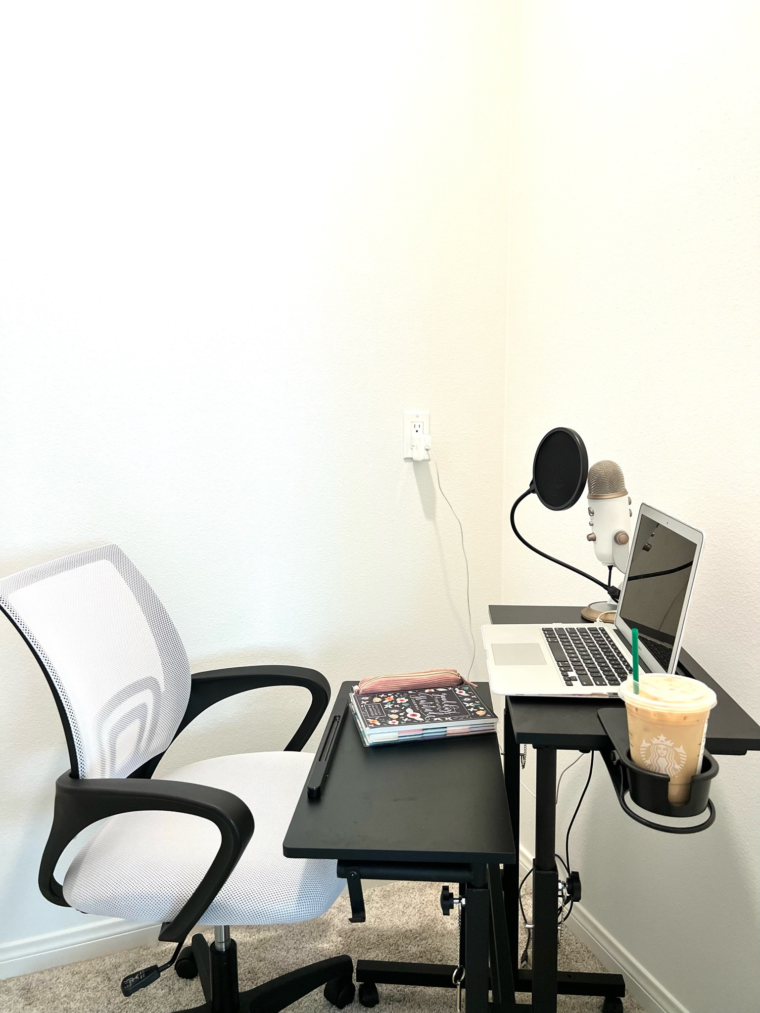 Working hard on blogs, podcasts, and other work! Loving my new set up, especially my table with a drink holder! It’s perfect for my coffee! 

#LTKfindsunder100