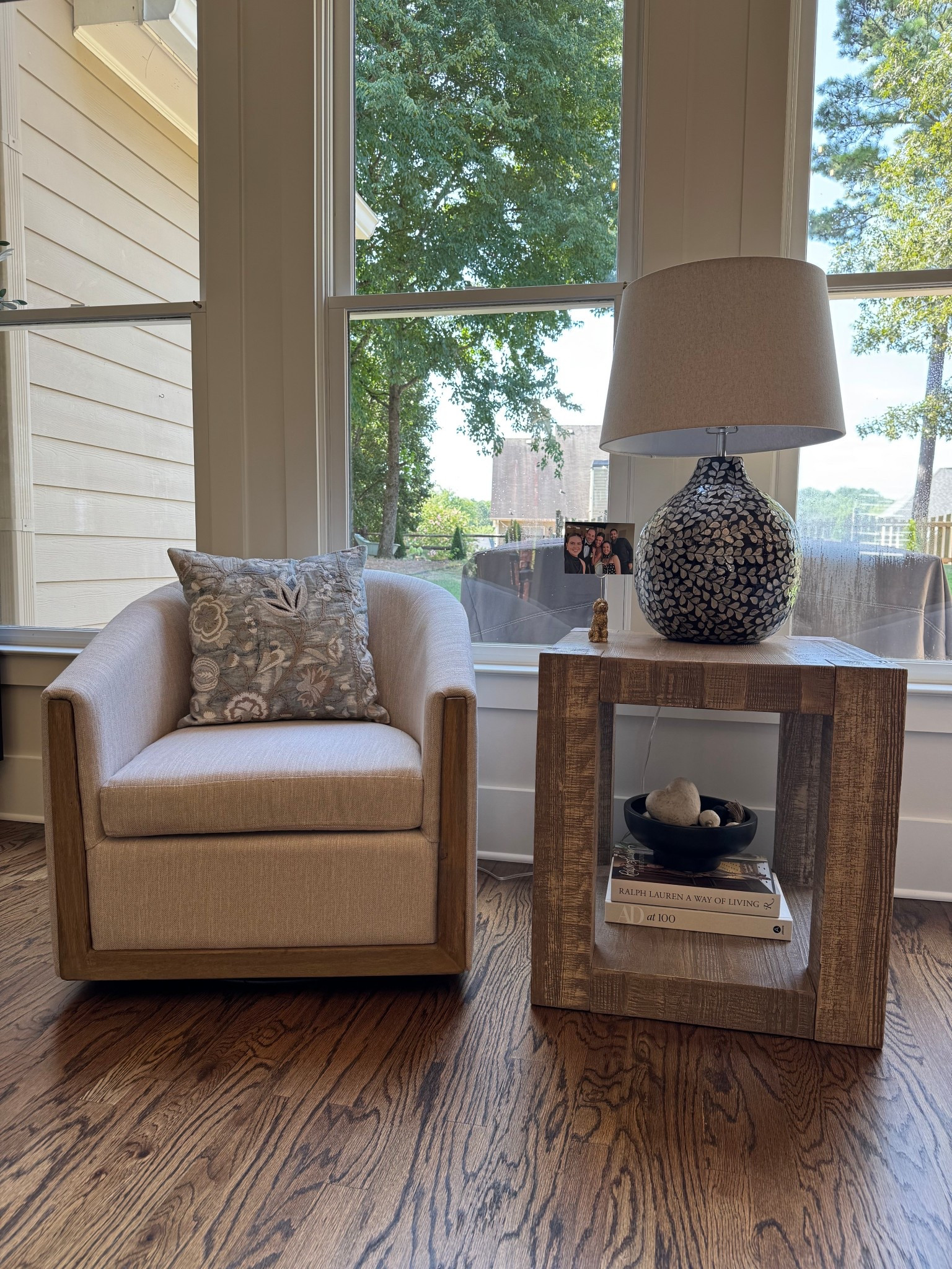 Living room inspo ✨ 


#LTKSaleAlert #LTKStyleTip #LTKHome