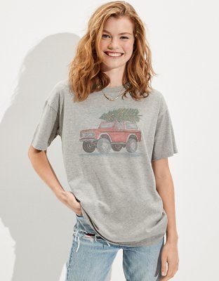 AE Oversized Holiday Graphic T-Shirt | American Eagle Outfitters (US & CA)