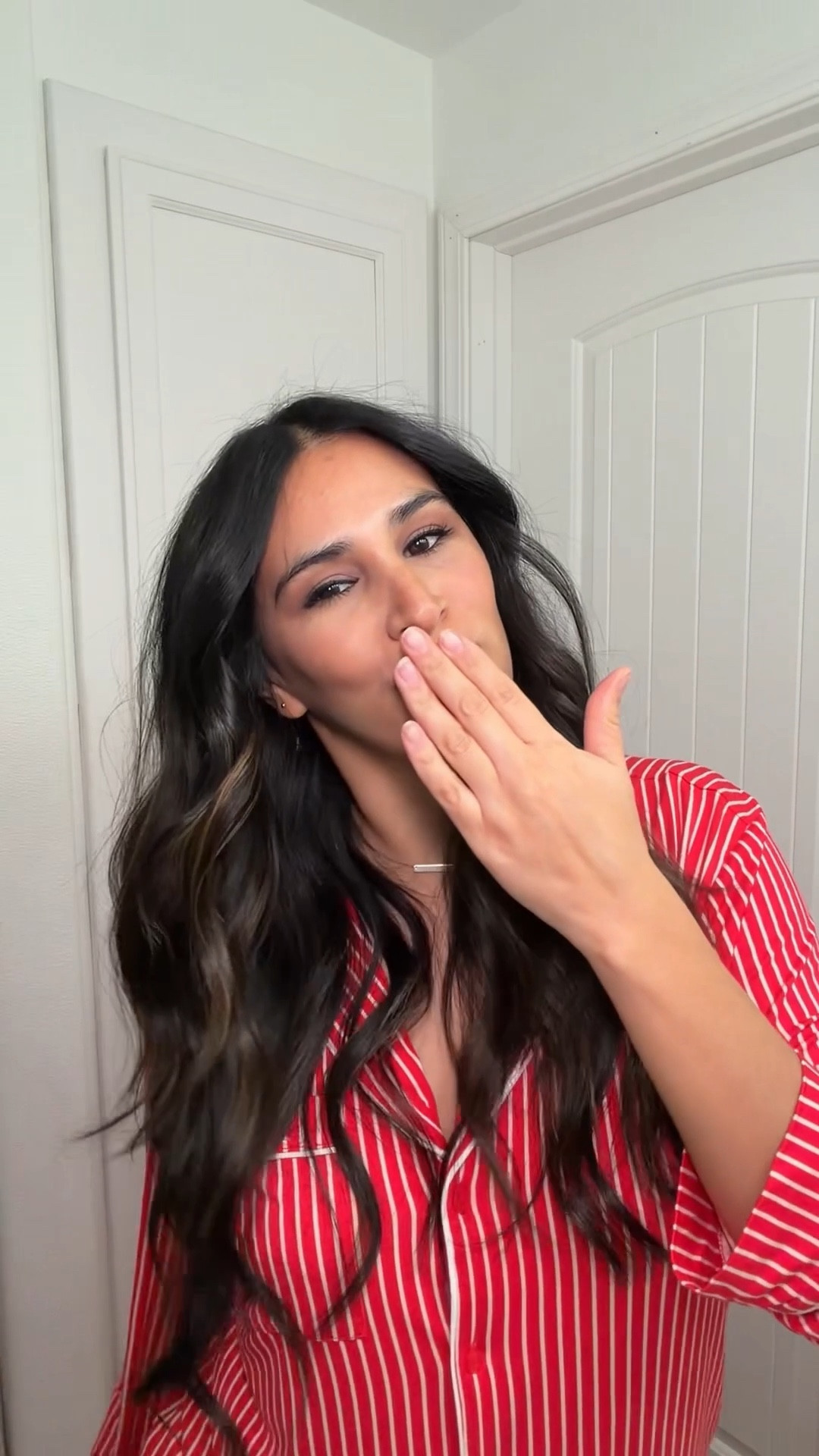 Guys! My first post of 2026 and we are here with goals! I don’t think I have a niche other than lifestyle. I’m a stay at home mom who’s kids are all at school and I just post about my day along with beauty/fashion! If you like what you see don’t forget to hit that follow button! Welcome to my life! Can’t wait to see where 2026 takes us! @Daily Essential Co. @tarte cosmetics @Maybelline New York @Dae Hair @Colgate US @Smashbox Cosmetics @maccosmetics @Redken @Moroccanoil @Urban Decay Cosmetics #MomsofTikTok #sahm #momtok #microinfluencer #fypage 

#LTKvlog #LTKgrwm #LTKdayinmylife