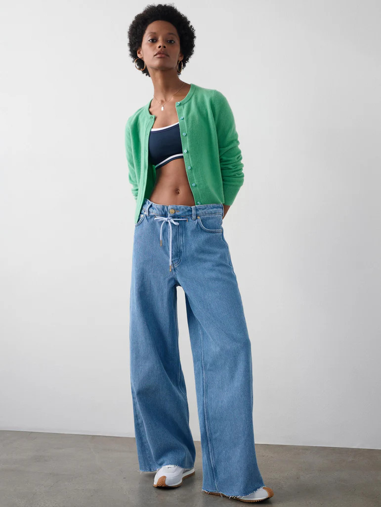 Essential Cashmere Crewneck Cardigan | White and Warren