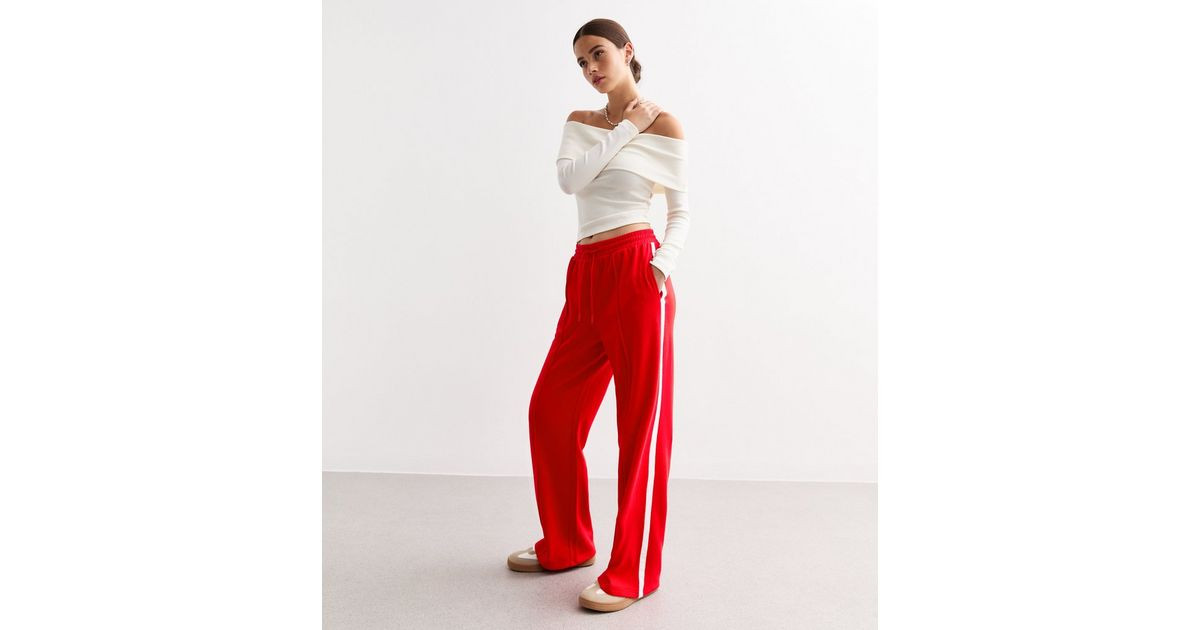 Red Pintuck Wide Leg Drawstring Joggers | New Look | New Look (UK)