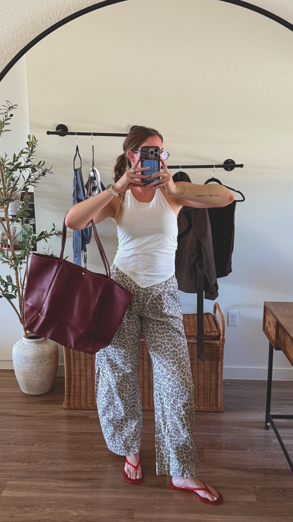 Casual Friday outfit! Rectangle body approved & tall girl approved! I’m 510 wearing a small tall in the leopard barrel pants and a medium in handkerchief top ￼
