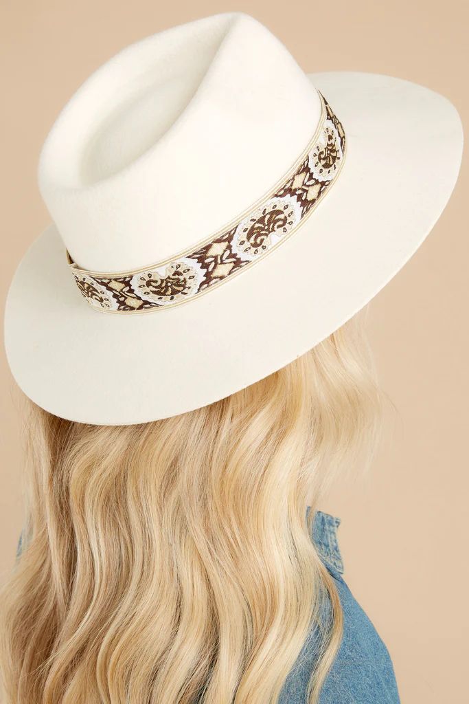 Beverly Ivory Hat | Red Dress 