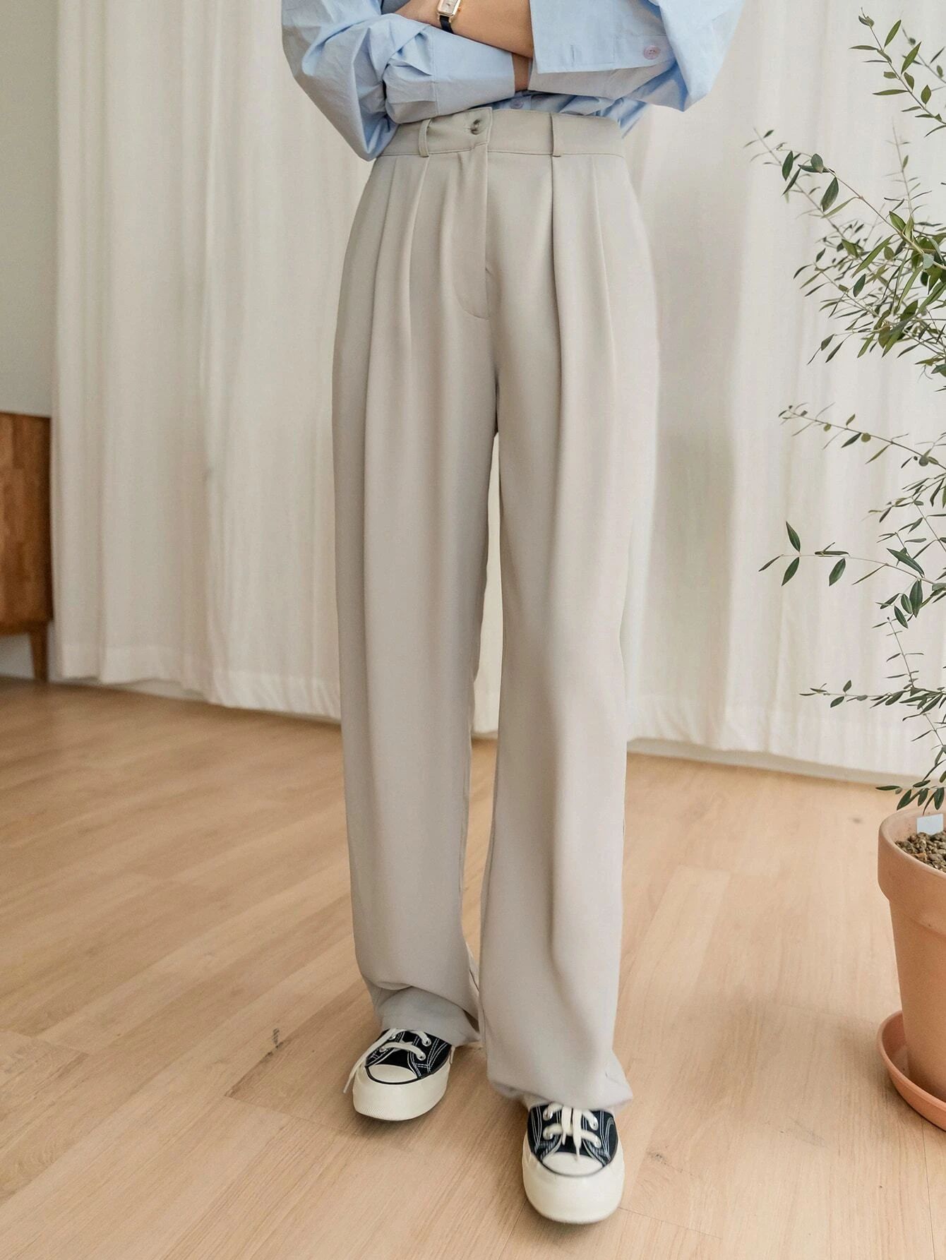 DAZY Fold Pleated Slant Pocket Pants
   SKU: sw2111236828815275      
          (31 Reviews)
    ... | SHEIN