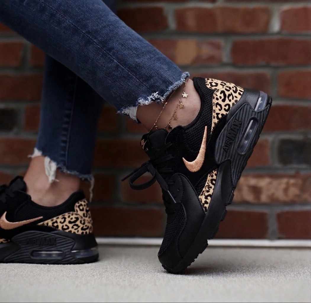 Women’s Nike air max excee leopard sneakers rare restock runs true to size 