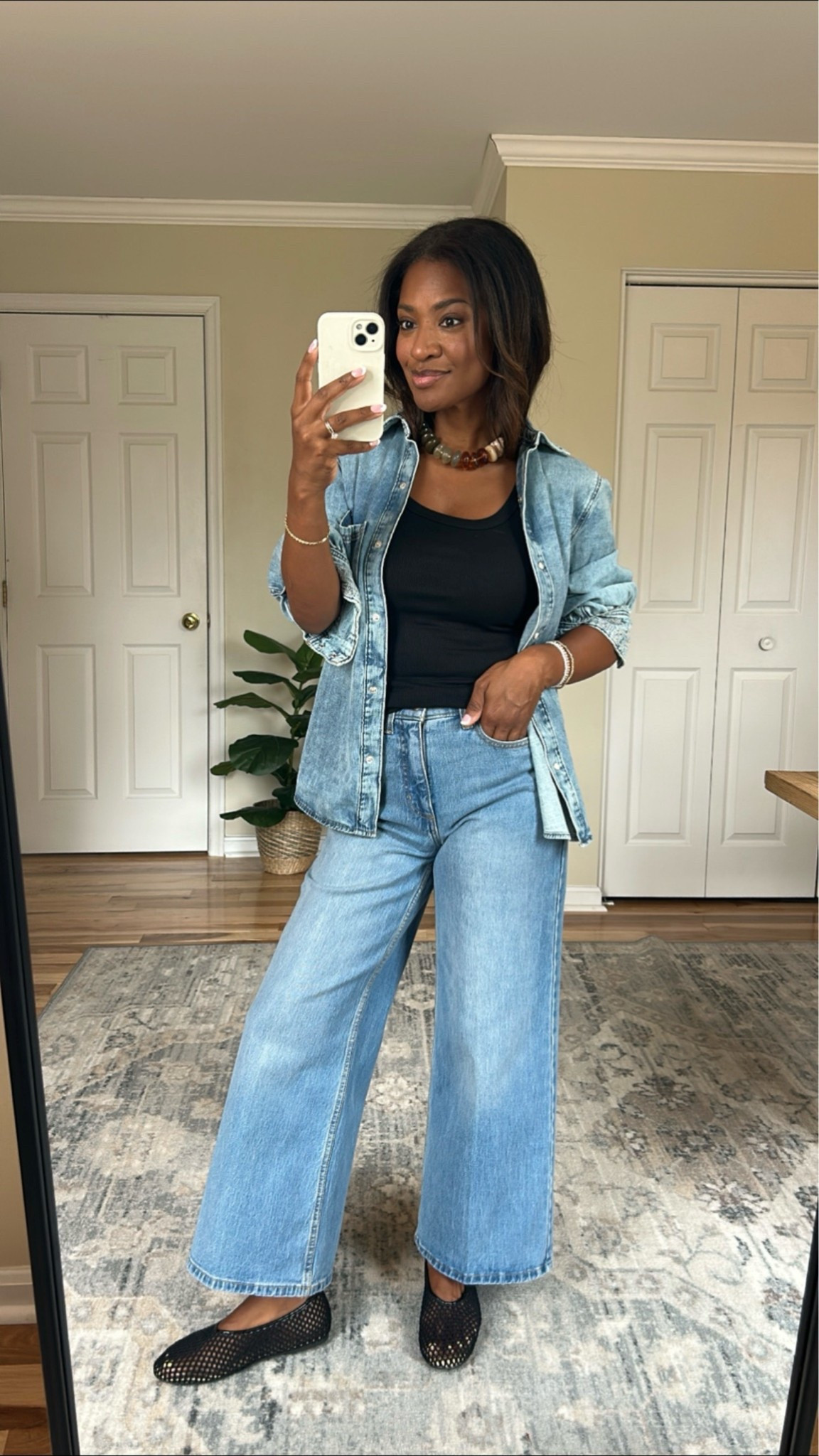 Denim shirt: Small
Top: Small
Jeans: 27 / Size 4
Shoes: Size

#LTKgrwm #LTKootd #LTKOver40