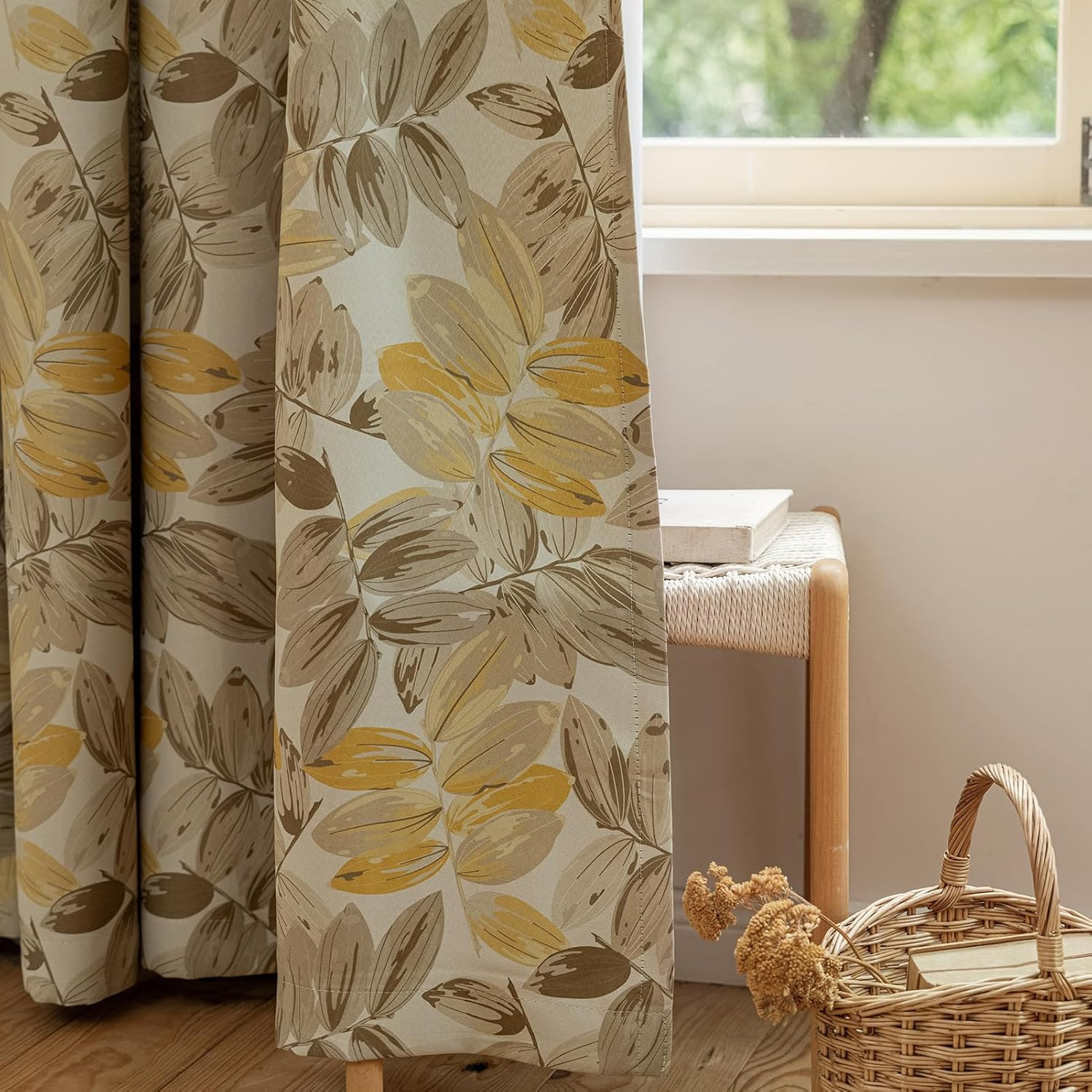 SUOUO Vintage Mocha Brown Floral Blackout Curtains 84 Inches 2 Panels | Amazon (US)