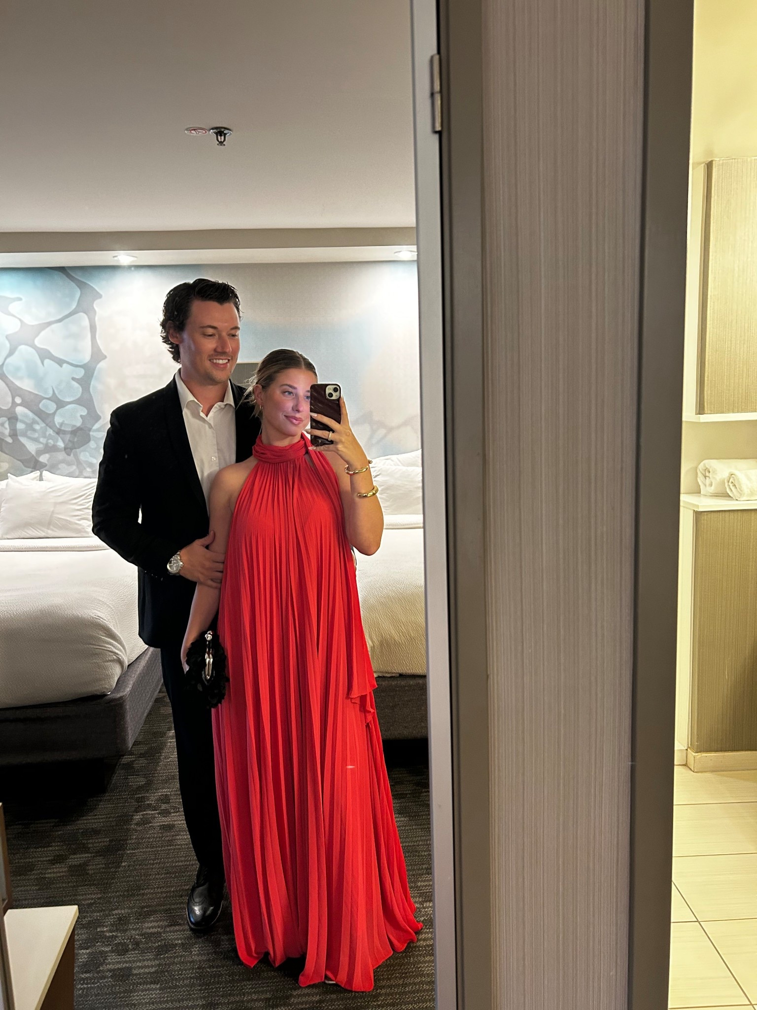 Obsesssed with the neck scarf on this dress!! 💃🏼

#LTKWedding