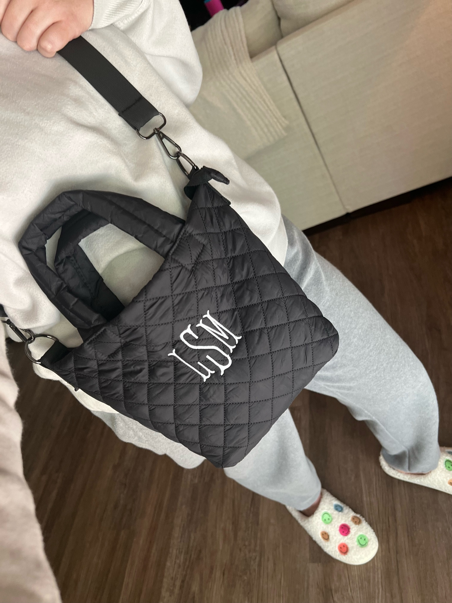 Loving this crossbody! It matches my weekender bag 

#LTKfindsunder50 #LTKCon #LTKstyletip