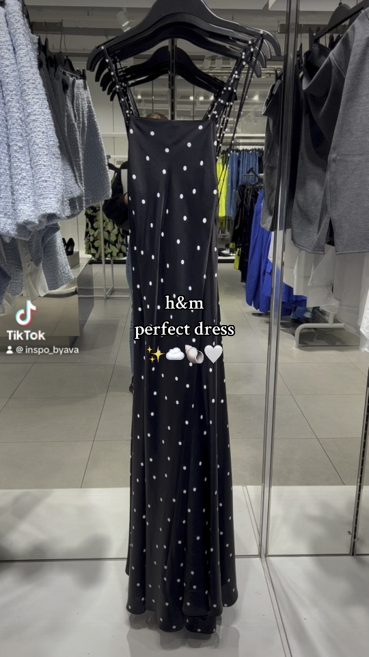 H&M dress✨🫶🏻
Link is below⤵️


#LTKeurope #LTKunder50 #LTKSeasonal