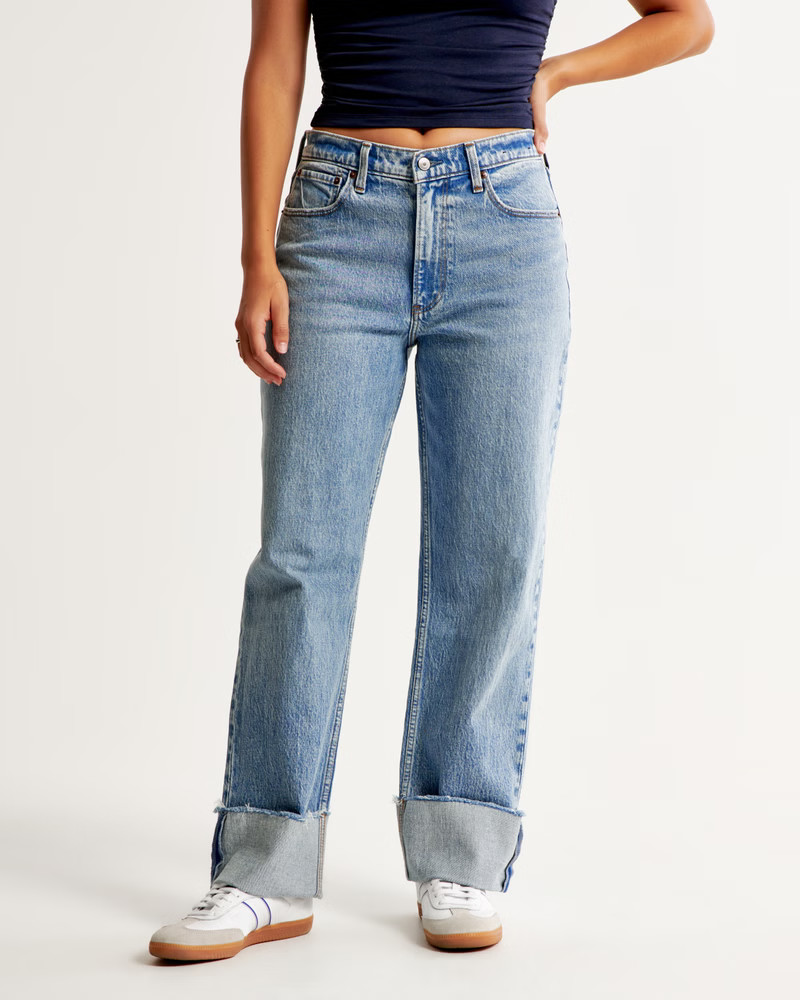 Curve Love Mid Rise Baggy Jean | Abercrombie & Fitch (UK)