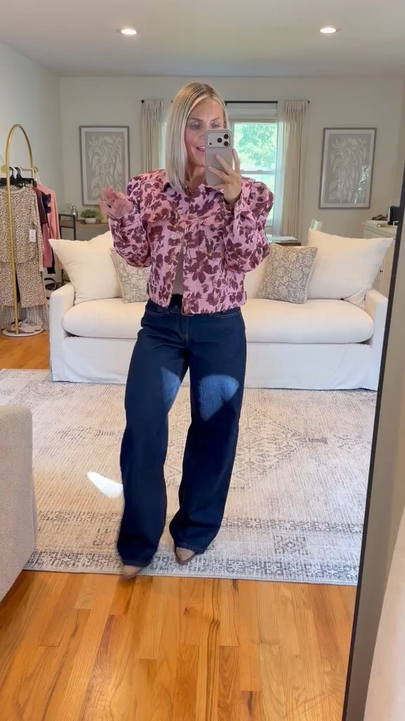 Walmart New Arrivals that look designer!!😳👀

Walmart fashion, Walmart finds, Walmart outfits, summer outfits, fall outfits, teacher outfits, petite style, midsize fashion, Walmart jeans, Walmart handbags

#LTKMidsize #LTKPetite #LTKSeasonal