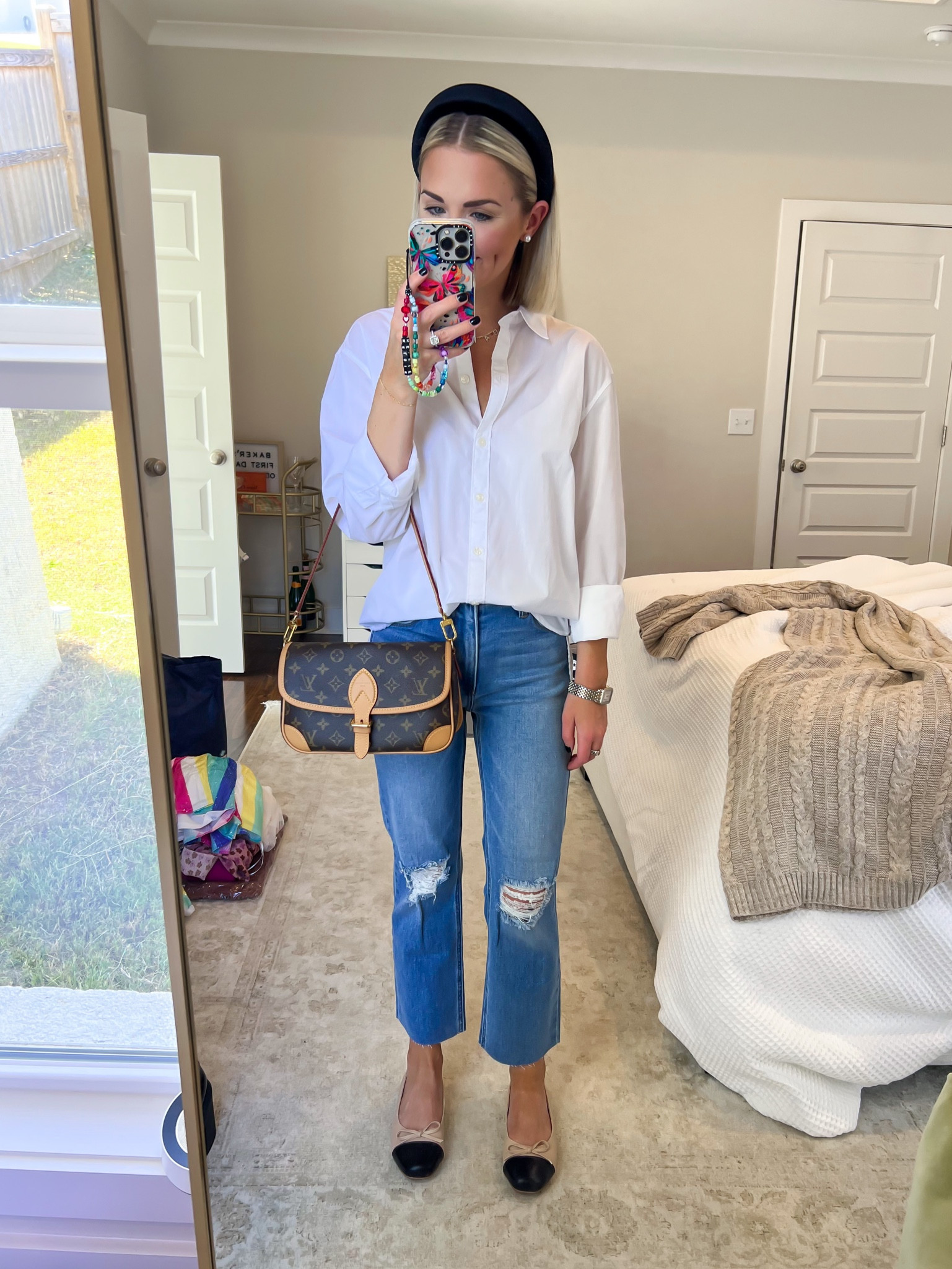 Classic fall outfit / white button down outfit / cap toe flats (size up .5) / velvet headband / straight jeans (size: 24) / pumpkin patch outfit 

#LTKstyletip #LTKSeasonal