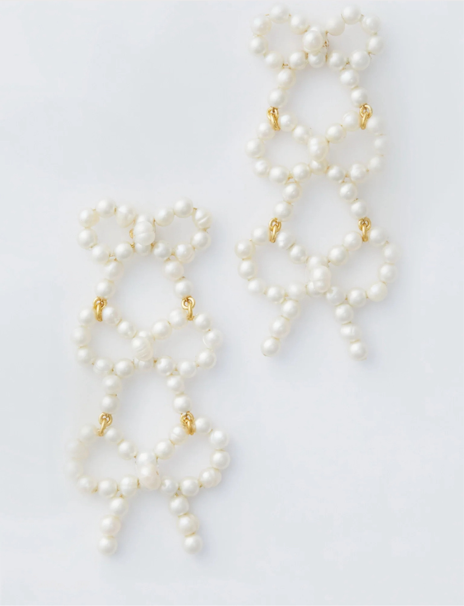Cutest bow earrings 20% off $70

#LTKSaleAlert #LTKHoliday #LTKParties