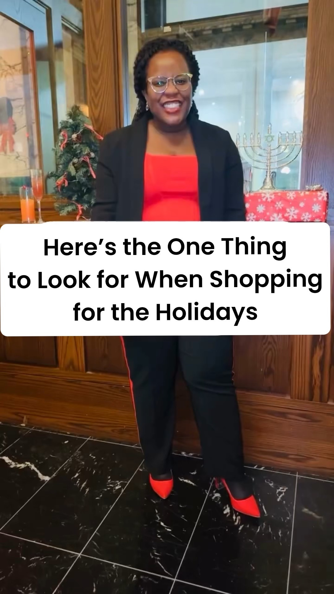 When shopping for the holidays please please please don’t get pieces that you can only wear once (unless it’s for a special occasion). Versatility is always the name of the game if you want your money to stretch. 

Take this red corset top I got from @express 3 years ago.  It has been with me through many holiday seasons and I’m always finding different ways to style it year after year. 👌🏾

Need help with holiday styling?  Click the link in my stories to purchase one of my holiday styling packages that are currently discounted for Cyber Monday.

#holidayoutfitideas#sizeinclusivefashion#petitefashion#midsizeoutfit#holidayoutfitinspo 

Midsize outfits, event outfits, outfit inspo, curvy outfits, size 14 style, curvy fashion, midsize style, petite style, body positive woman, self love blog, curvy looks, attorney style, stylist tips, professional styling, affordable midsize style, wardrobe essentials , capsule wardrobe, closet cleanout, closet edit, effortless style, midsize looks, midsize outfits, attorney outfits, affordable outfits, black personal stylist, attorney looks, size inclusive fashion, holiday styling, style tips, petite workwear, lawyer look, capsule wardrobe, petite look, red corset, corset styling

Do you shop for versatile holiday pieces?