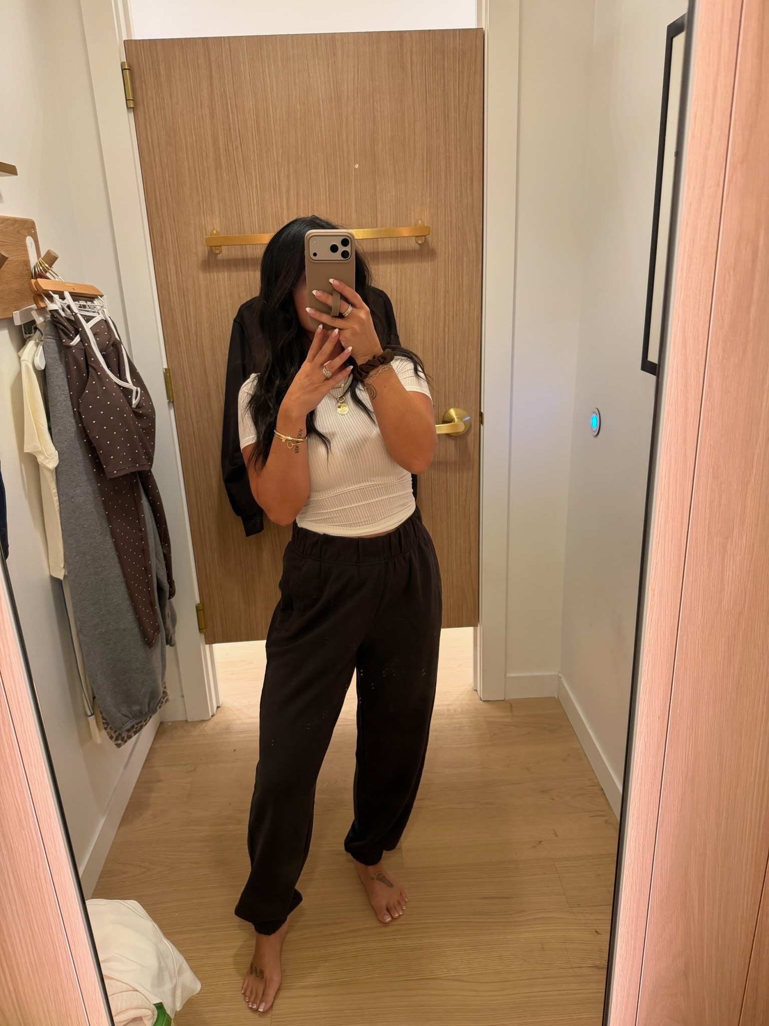 The perfect brown joggers 🤎

#LTKootd #LTKmomlife #LTKSeasonal