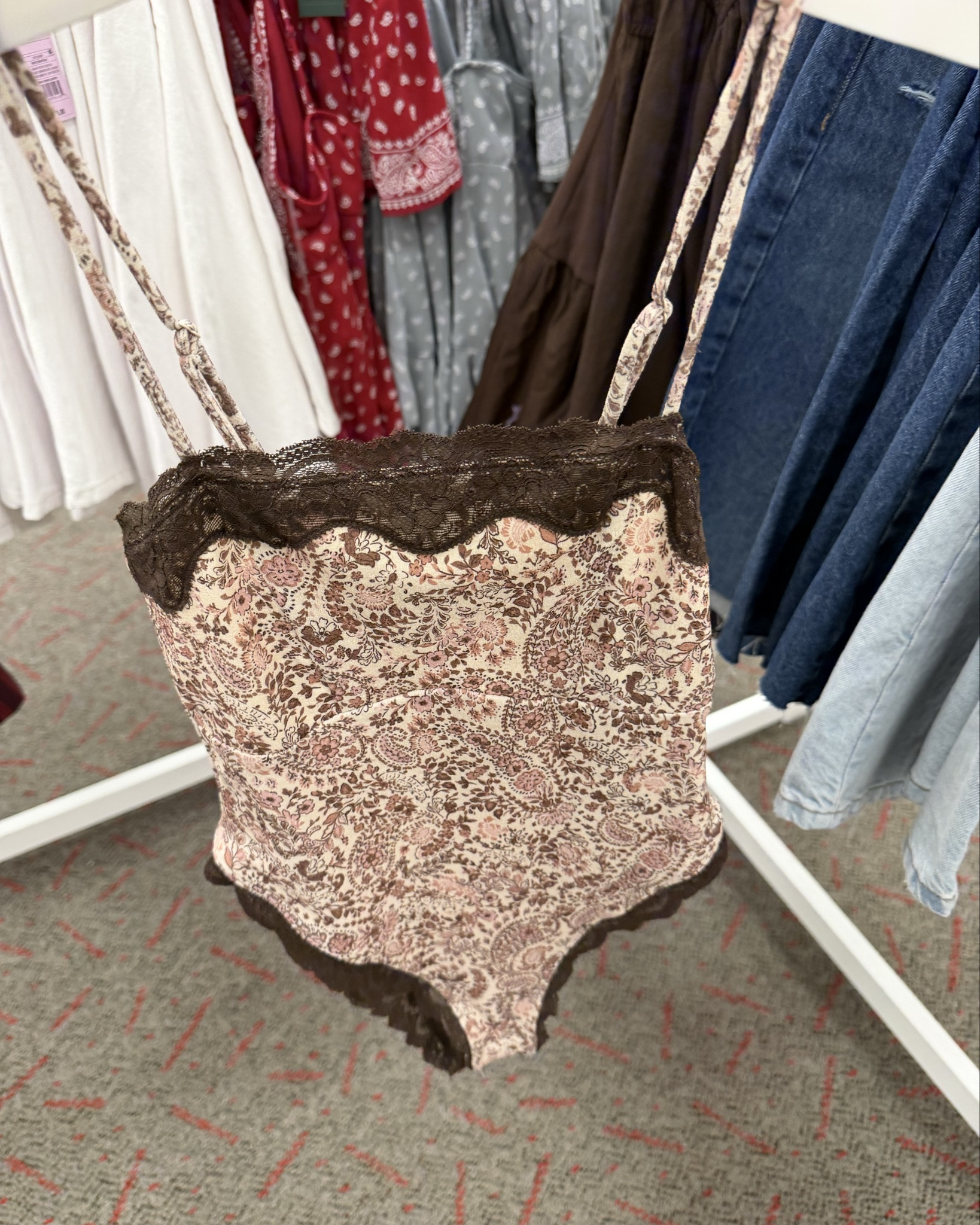 The lace detail on these 2 new bodysuits!!😍



@Target 

#LTKFestival #LTKMidsize #LTKPlusSize