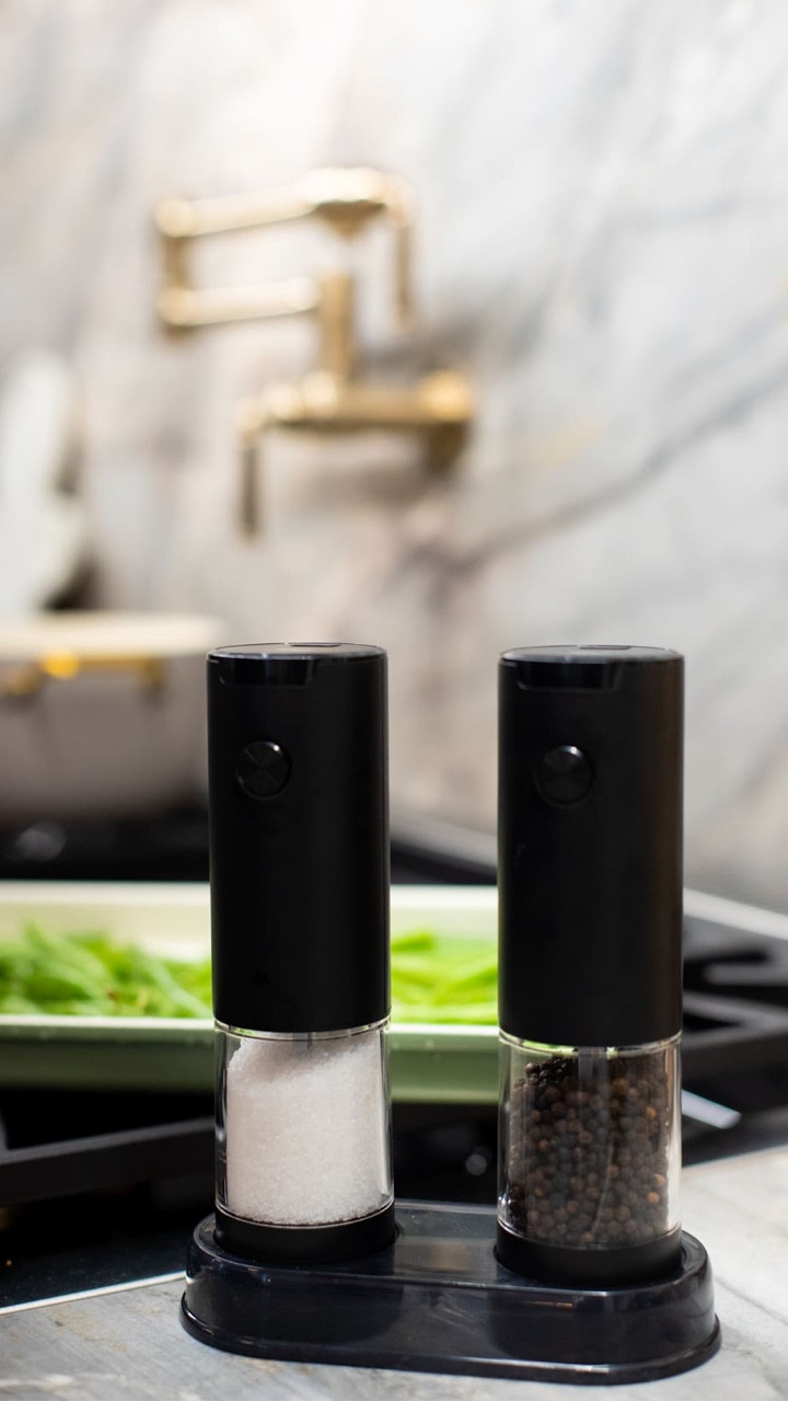 We love these! The best automatic salt and pepper grinders from Amazon! 

#LTKHome