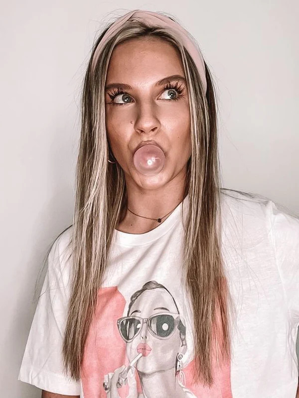 On My Way Graphic Tee Shirt ( Vintage Feel ) | Sassy Queen