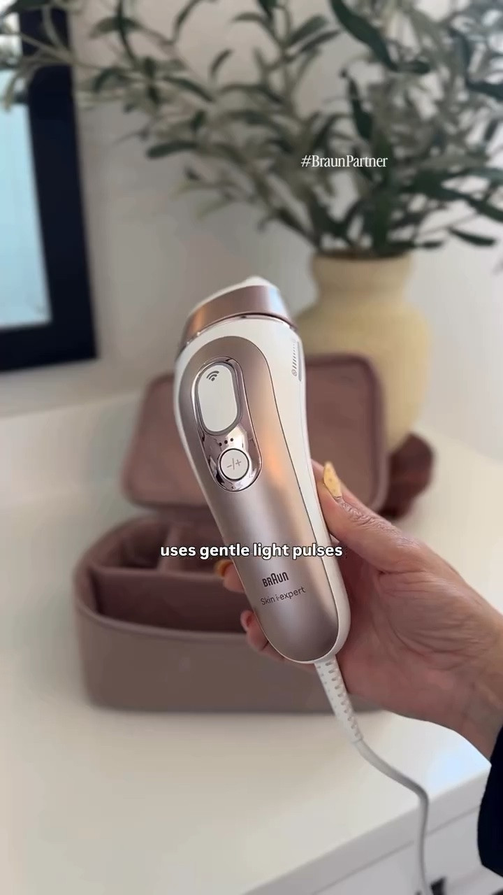 #BraunPartner #ad One of the standout beauty tools I added into my routine this year… the @BraunBeautyUS Smart IPL!

This at-home IPL hair removal device uses gentle light pulses to target hair at the root. That means less shaving, less irritation, and smoother skin for summer. I’ve already seen slower hair regrowth after just a few sessions. Plus, as a busy mom, anything that saves me time is a YES!!

Beginner friendly and mom-life approved! Grab the Braun Smart IPL $120 off for Amazon Prime Day June 14-27th. #BraunSmartIPL #AmazonPrimeDay #SkincareRoutine