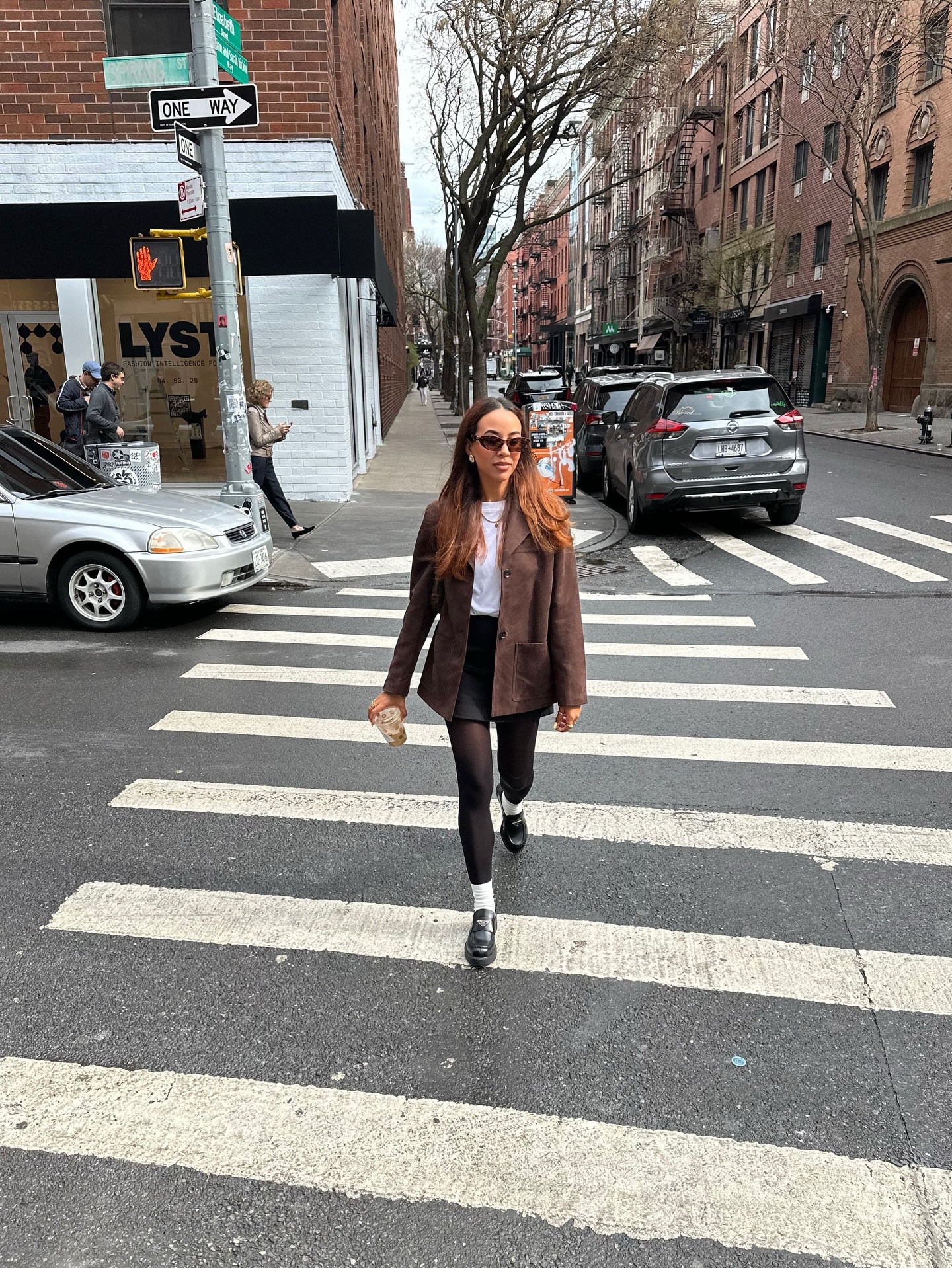 One day we will live in ✨ New York City ✨

#nyc #dailyoutfit #nycfashionista #outﬁtinspo #nycstreetstyle