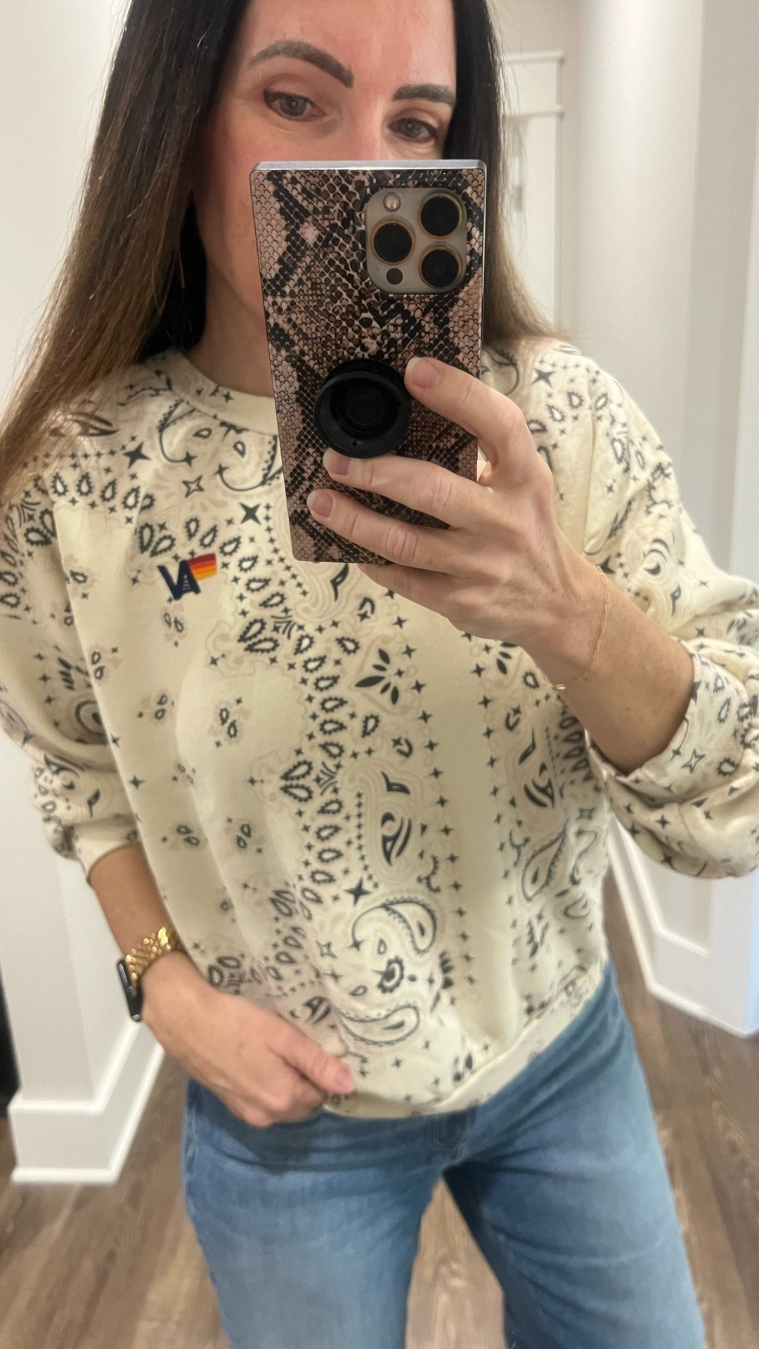 She’s a yes!  I wear small tops and medium bottoms  