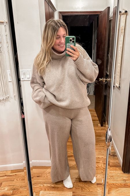 Gaps cozy mix and match set from there cashsoft line. Wearing a size XL in bottoms and XXL in the sweater 

#LTKmidsize #LTKHoliday #LTKstyletip