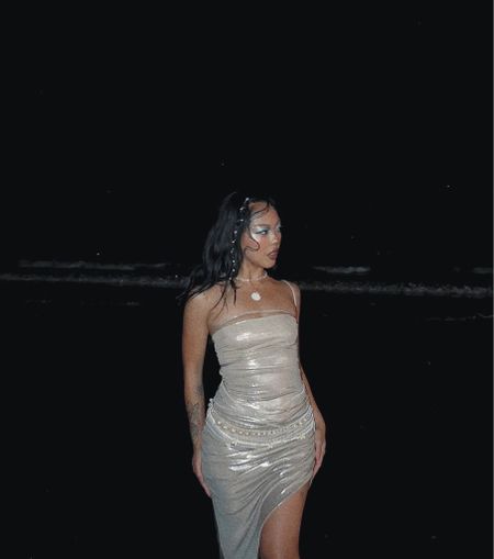 the easiest last min hot girl costume: siren 💦

** im more of a sustainable shopper nowadays however I still wear old clothes from brands that I no longer support. I will cont to post the exact item even if it’s from fast fashion brands bc I understand that price point is a necessity for some, however will also link a similar, more sustainable option as well **