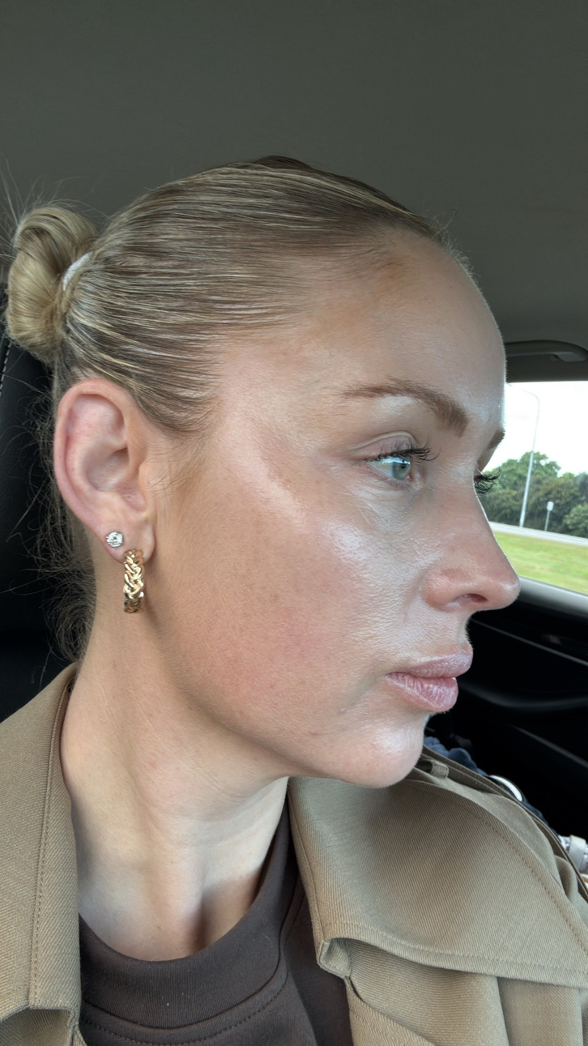 If you loved my nighttime routine, here’s a look at what I reach for each morning during the winter months:

Step 1 – #1 The Serum
Step 2 – #2 The Serum
Step 3 – #2 The Light Crème
Step 4 – #3 The Enriched Crème

Gentle, hydrating layers to keep my skin happy all day. There is honestly no better products than Rationale. Once you start, there’s no turning back. 

#LTKbeauty #LTKaustralia