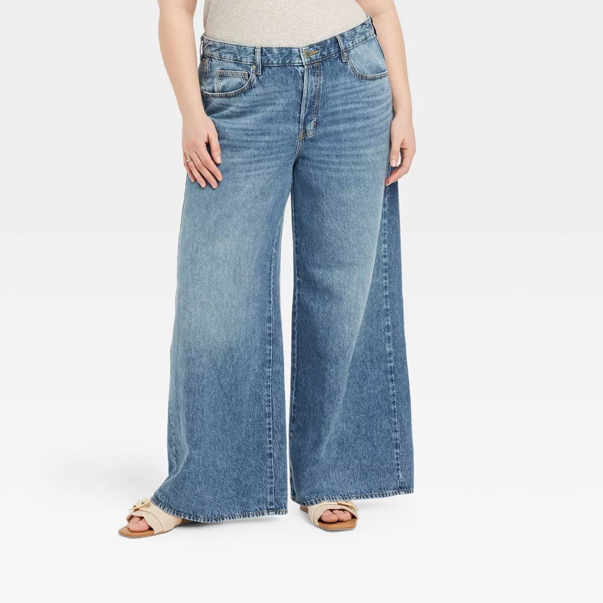 Women's Mid-Rise Super Wide Leg Jeans - Universal Thread™ | Target