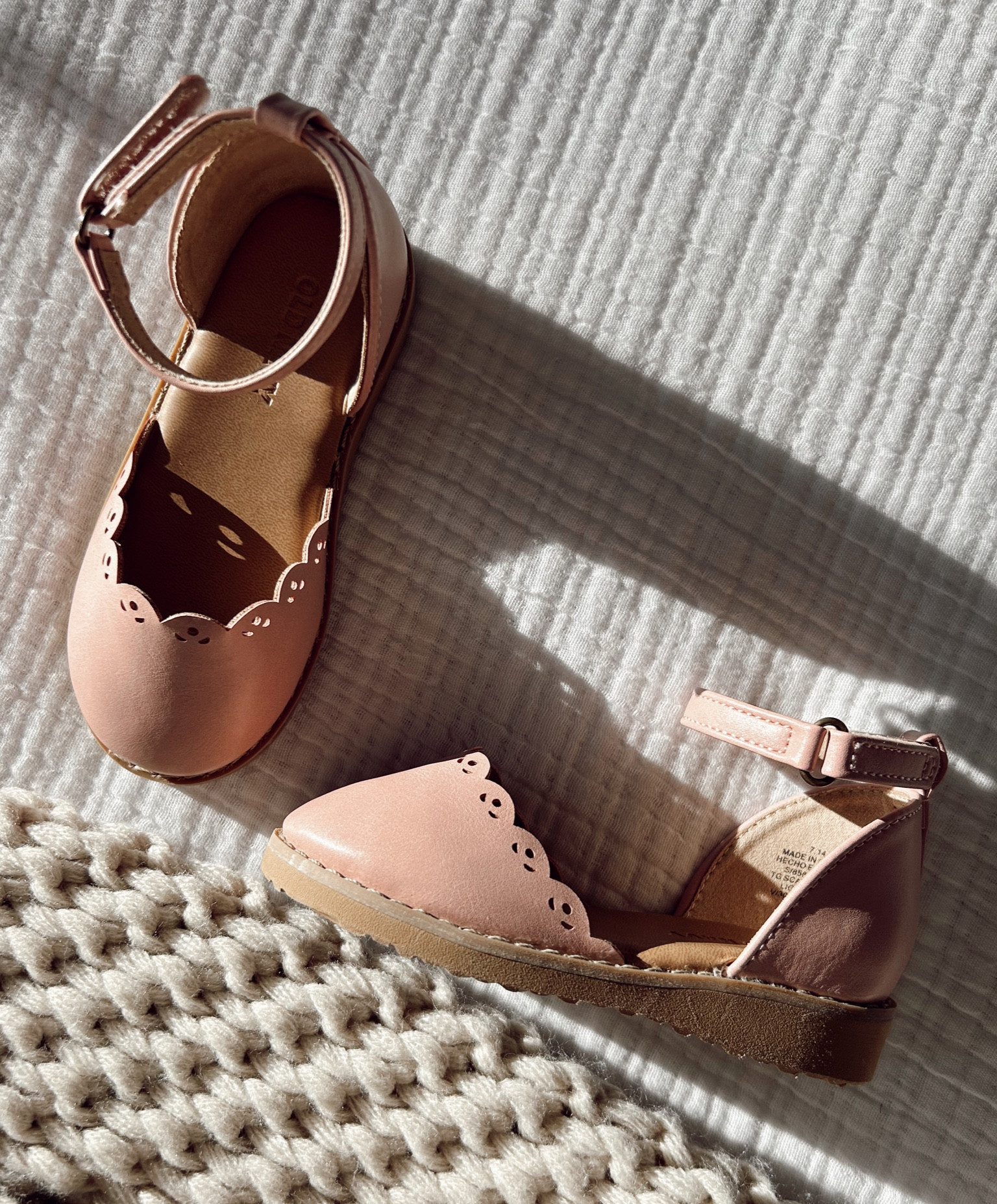 toddler girl spring sandals!! #toddlergirl #littlegirl #springshoes #summershoes #eastershoes #easter #easterbasket #oldnavy #style #toddlerstyle #toddlerfashion #blush #pink

#LTKfamily #LTKshoecrush #LTKkids