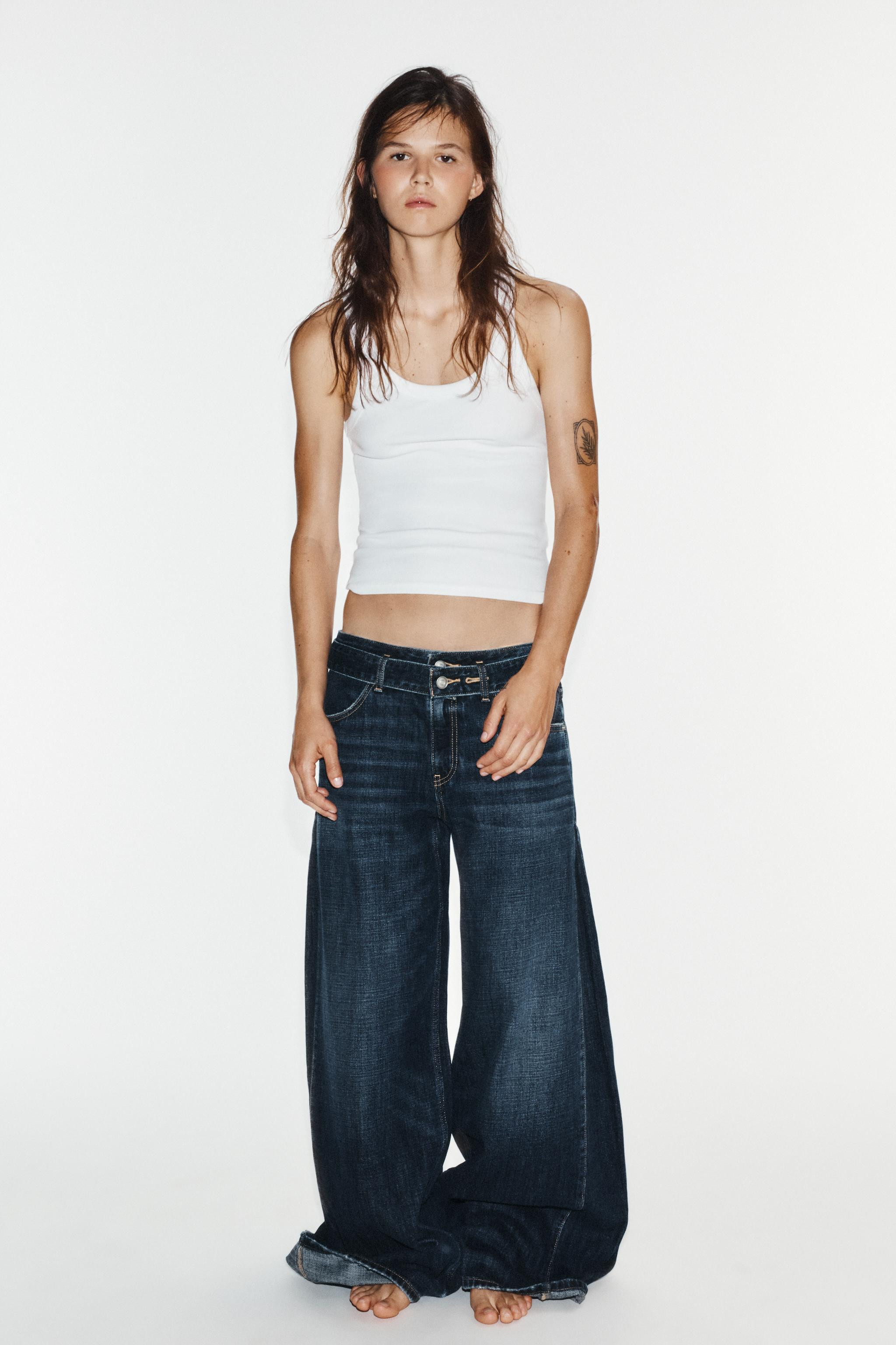 MID-RISE PLEATED BELTED TRF JEANS | Zara US