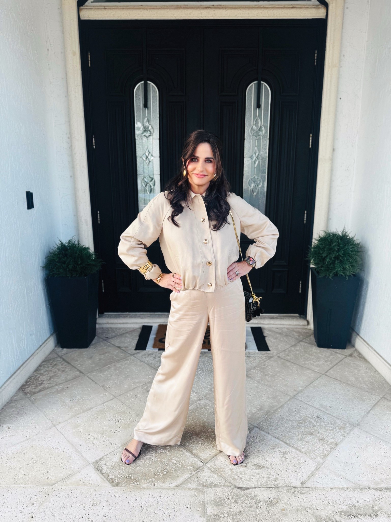 The perfect spring monochrome neutral look. A great bubble jacket to with  jeans  or a skirt . 
Wearing an XS in jacket and 0p in pants. #springmonochromestyle #bubblejacket 

#LTKPetite #LTKOver40 #LTKSaleAlert