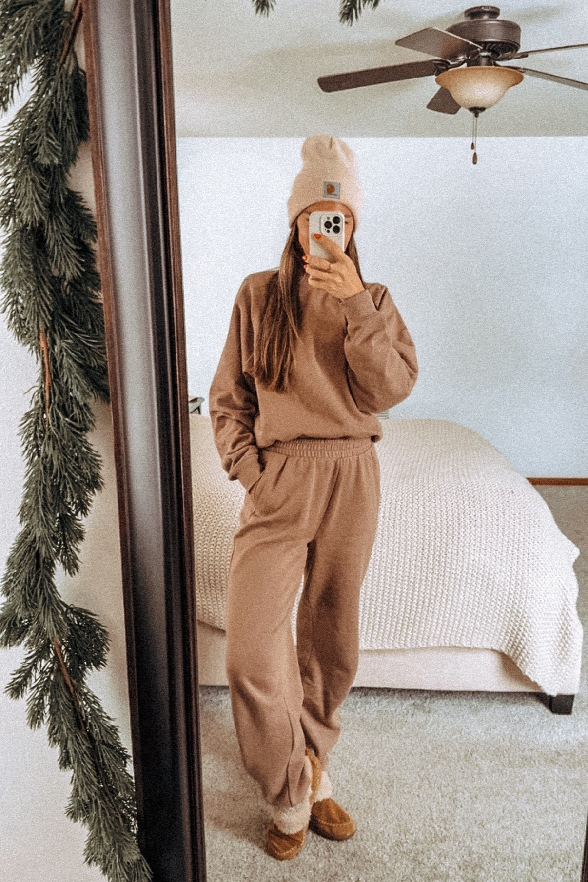 Set season is HERE, and this sweatpant set checks every box ✔️ Extra points for the high-waist I basically live for — and each piece is under $20.

#LTKmomlife #LTKootd #LTKFindsUnder50