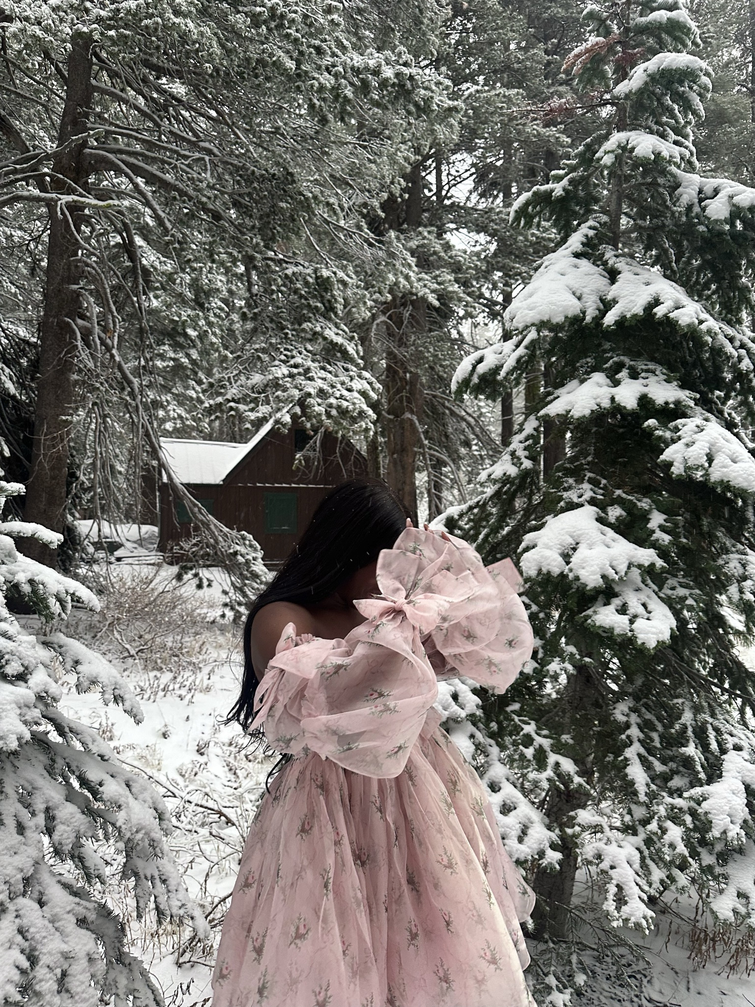 meet me at the christmas tree farm🤍🎀🌲🧸 wearing the carol mini mansion dress from @selkie use code “KAYKAY” for a discount👼🏾

#LTKSeasonal